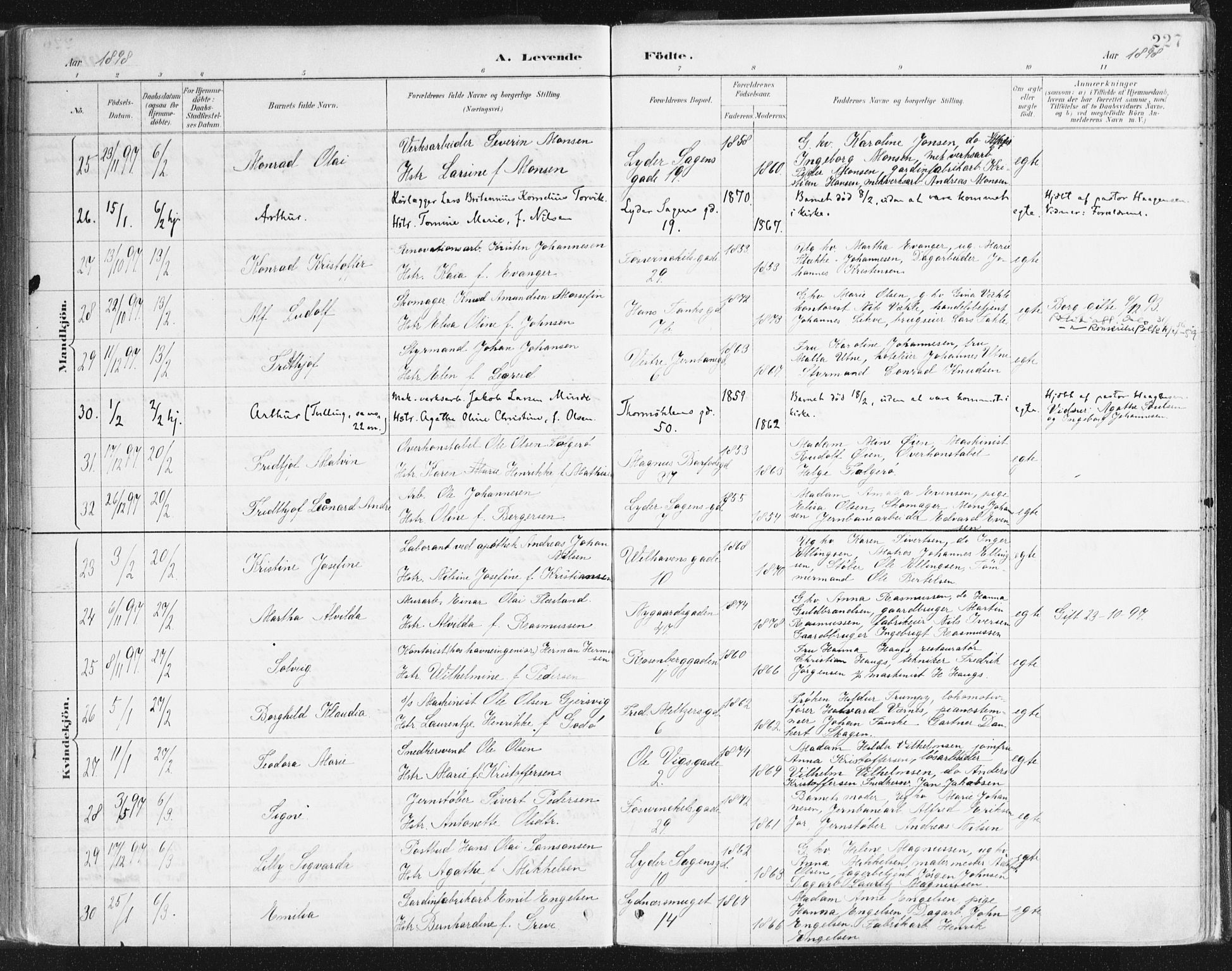 Johanneskirken sokneprestembete, AV/SAB-A-76001/H/Haa/L0001: Parish register (official) no. A 1, 1885-1900, p. 227