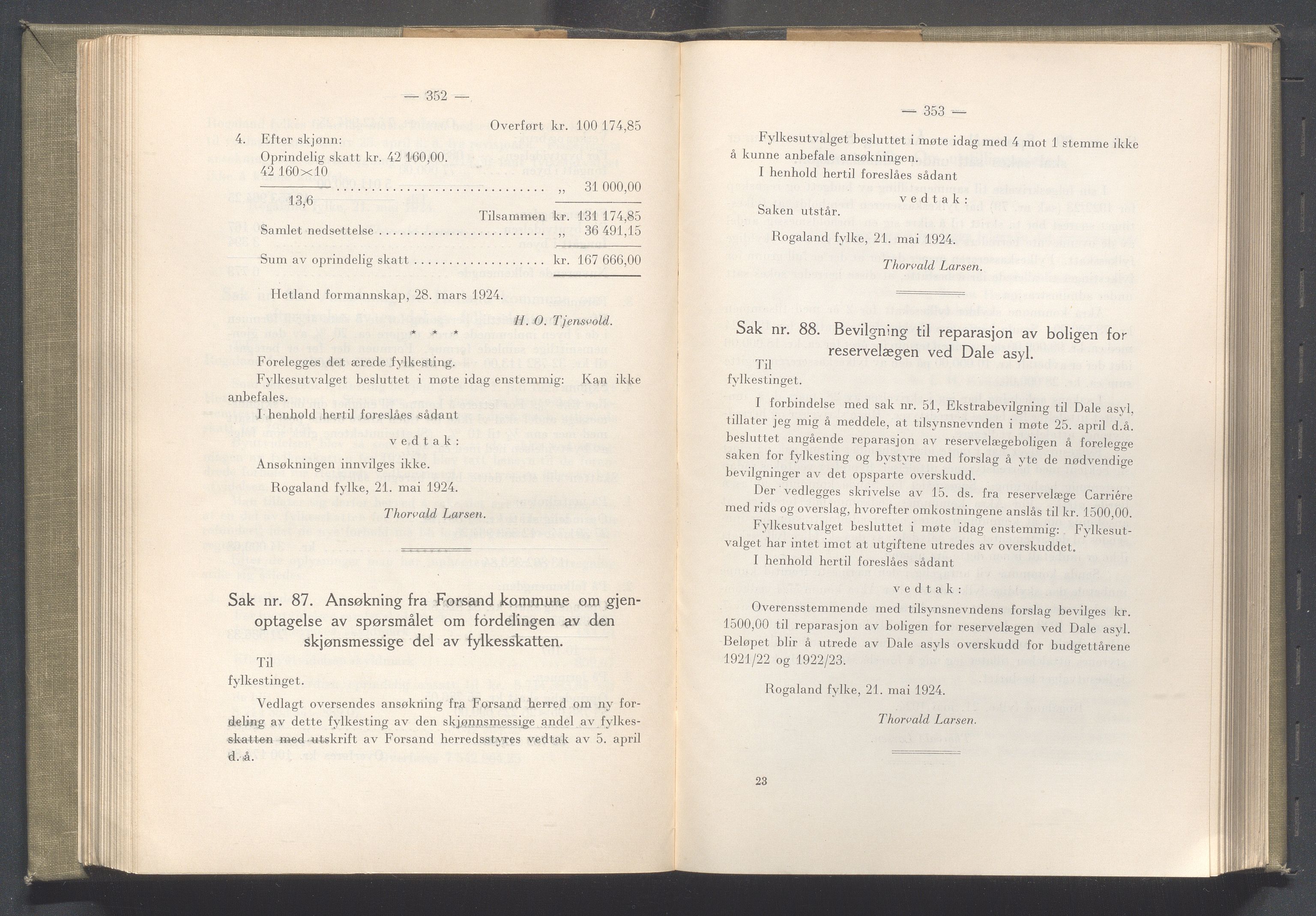 Rogaland fylkeskommune - Fylkesrådmannen , IKAR/A-900/A/Aa/Aaa/L0043: Møtebok , 1924, p. 352-353