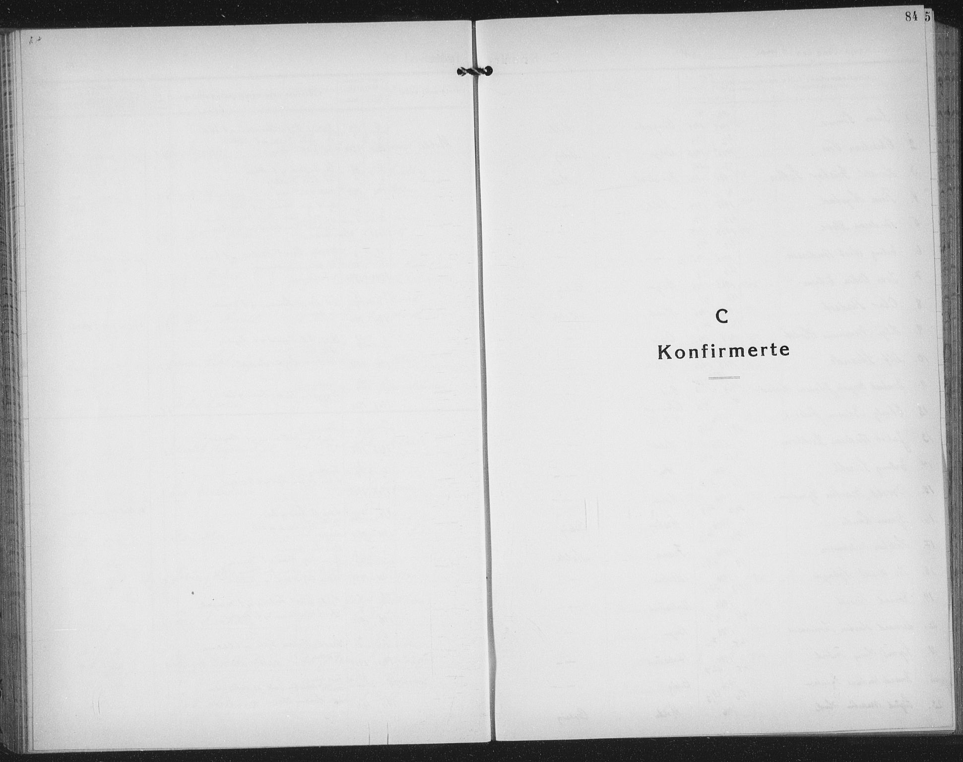 Ministerialprotokoller, klokkerbøker og fødselsregistre - Møre og Romsdal, SAT/A-1454/558/L0704: Parish register (copy) no. 558C05, 1921-1942, p. 84