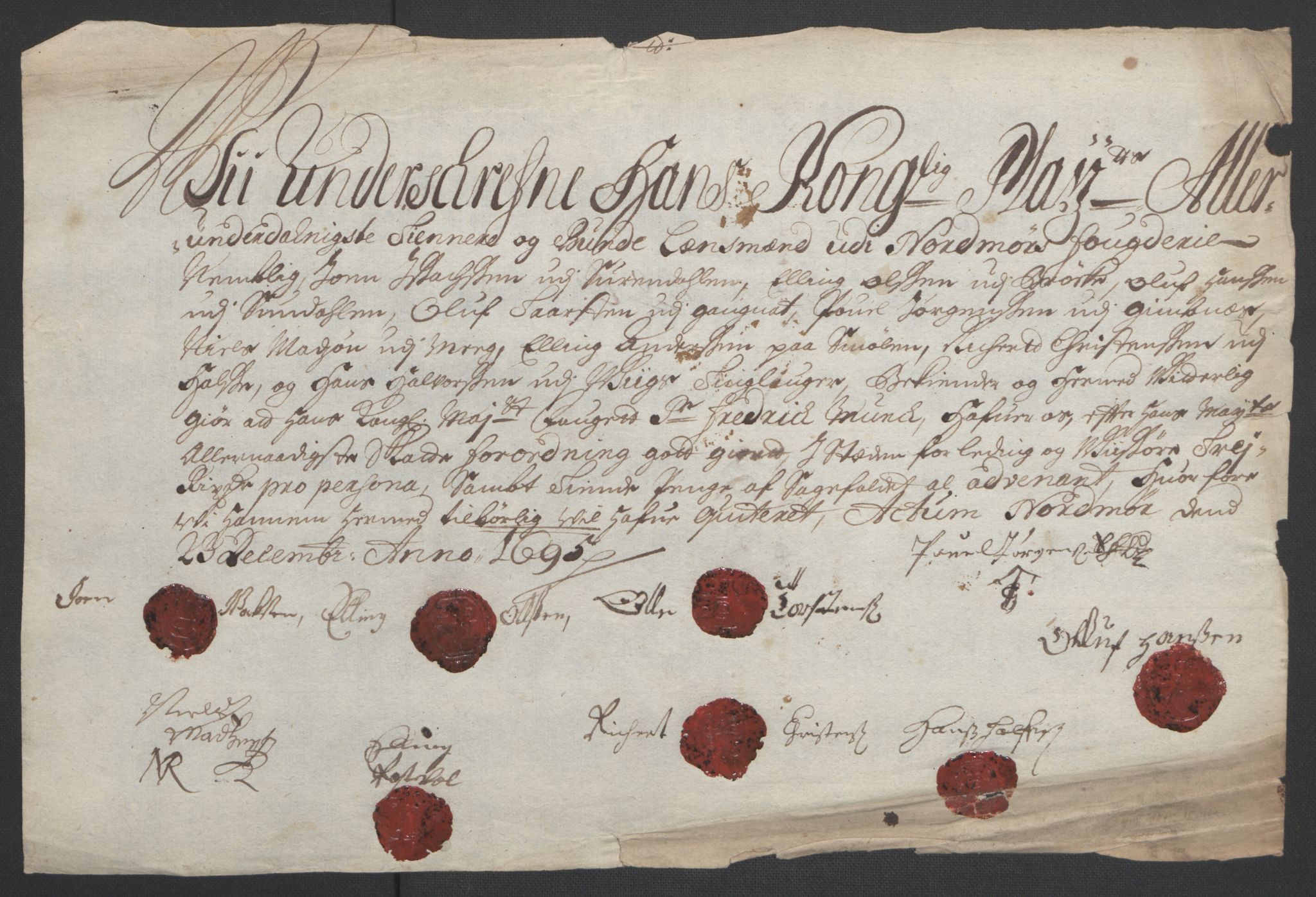 Rentekammeret inntil 1814, Reviderte regnskaper, Fogderegnskap, RA/EA-4092/R56/L3736: Fogderegnskap Nordmøre, 1694-1696, p. 300