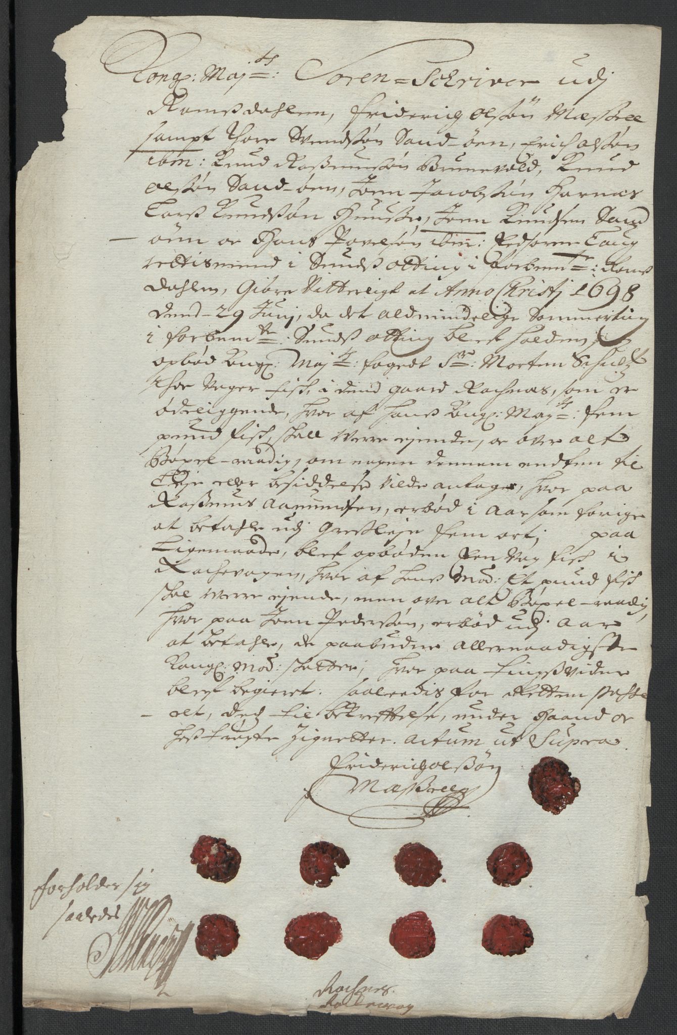 Rentekammeret inntil 1814, Reviderte regnskaper, Fogderegnskap, AV/RA-EA-4092/R55/L3653: Fogderegnskap Romsdal, 1697-1698, p. 359