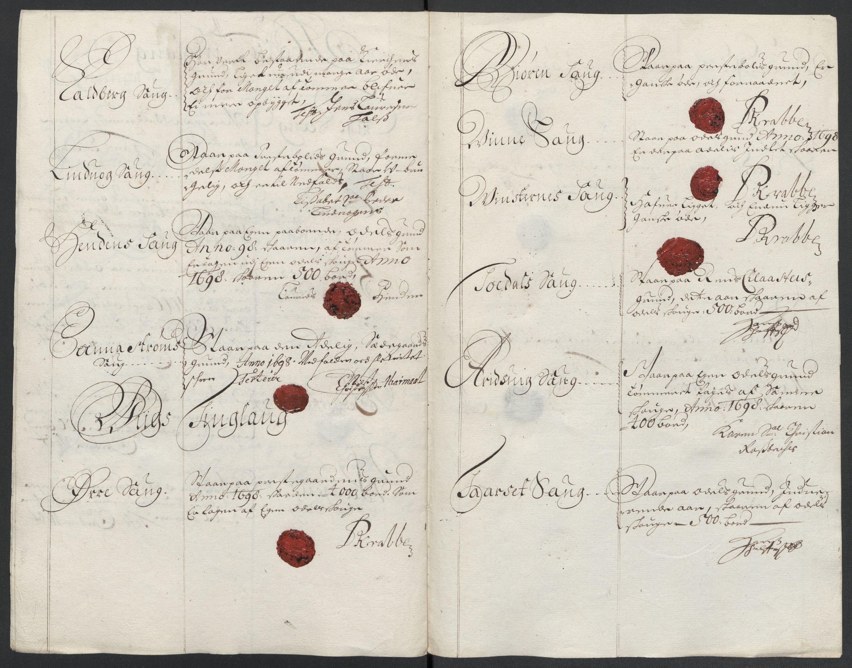 Rentekammeret inntil 1814, Reviderte regnskaper, Fogderegnskap, RA/EA-4092/R56/L3737: Fogderegnskap Nordmøre, 1697-1698, p. 271