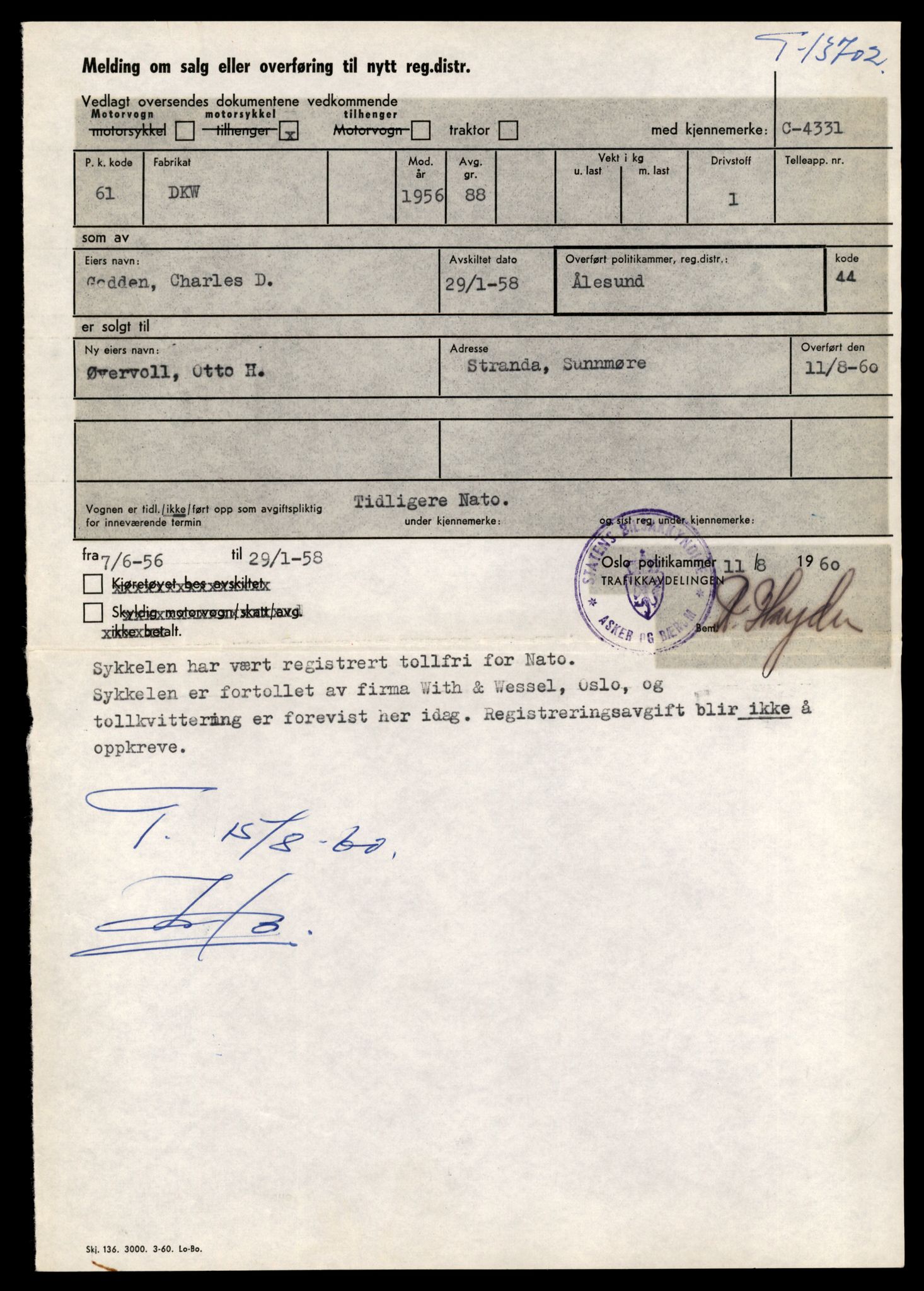 Møre og Romsdal vegkontor - Ålesund trafikkstasjon, AV/SAT-A-4099/F/Fe/L0040: Registreringskort for kjøretøy T 13531 - T 13709, 1927-1998, p. 2931