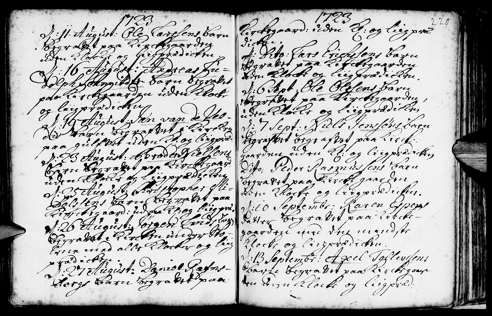 Nykirken Sokneprestembete, AV/SAB-A-77101/H/Haa/L0009: Parish register (official) no. A 9, 1689-1759, p. 220