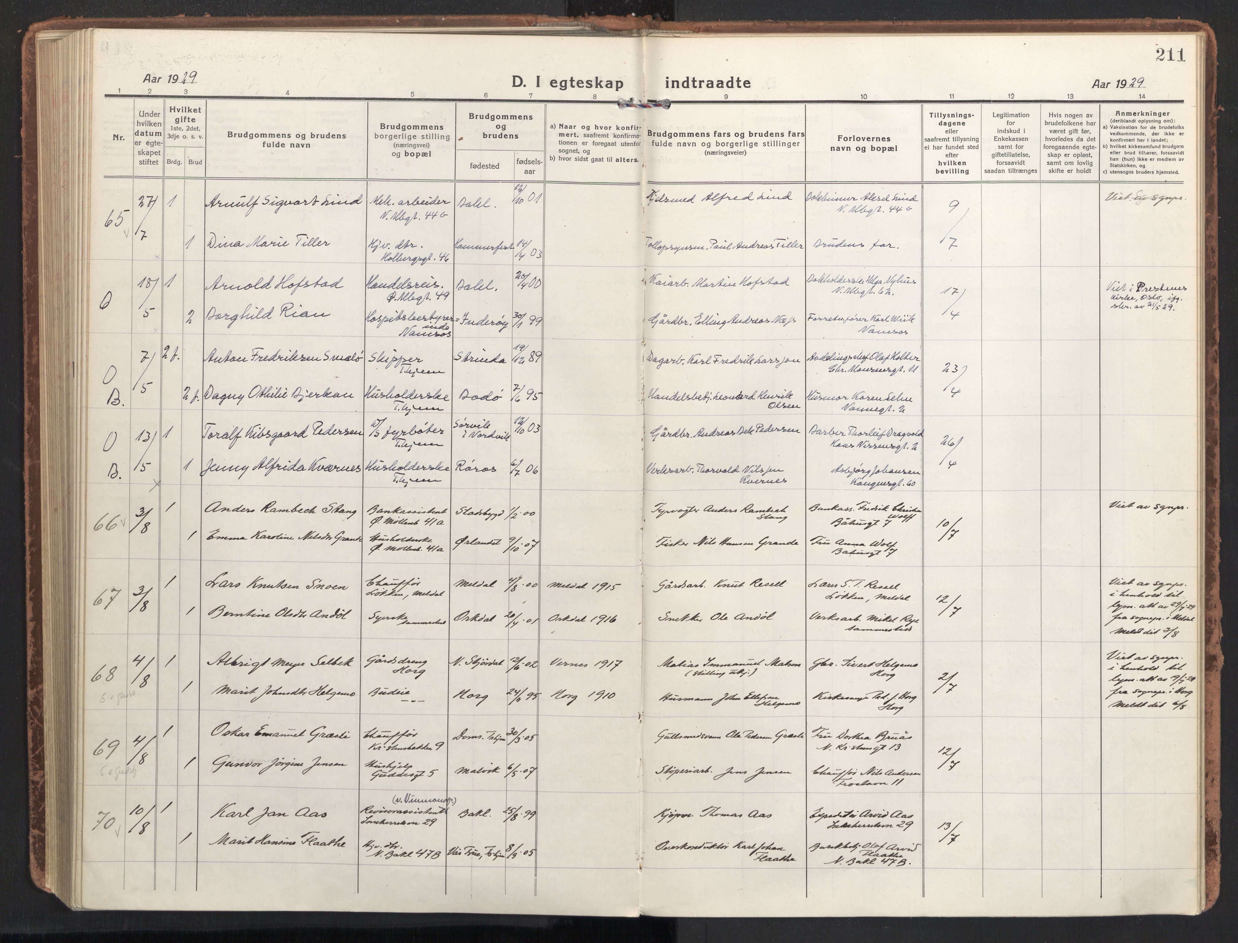 Ministerialprotokoller, klokkerbøker og fødselsregistre - Sør-Trøndelag, AV/SAT-A-1456/604/L0206: Parish register (official) no. 604A26, 1917-1931, p. 211