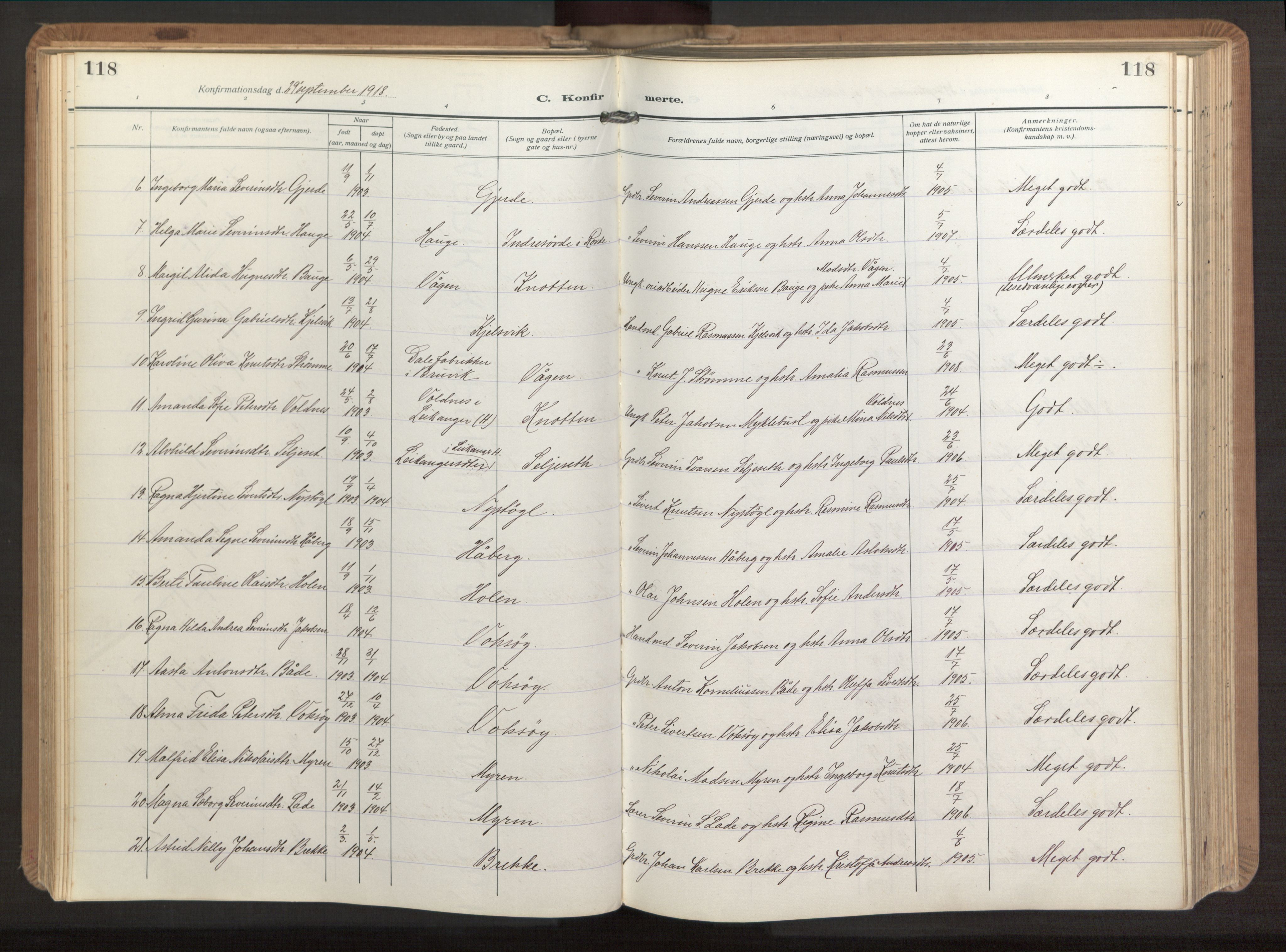 Ministerialprotokoller, klokkerbøker og fødselsregistre - Møre og Romsdal, AV/SAT-A-1454/503/L0044: Parish register (official) no. 503A12, 1918-1931, p. 118