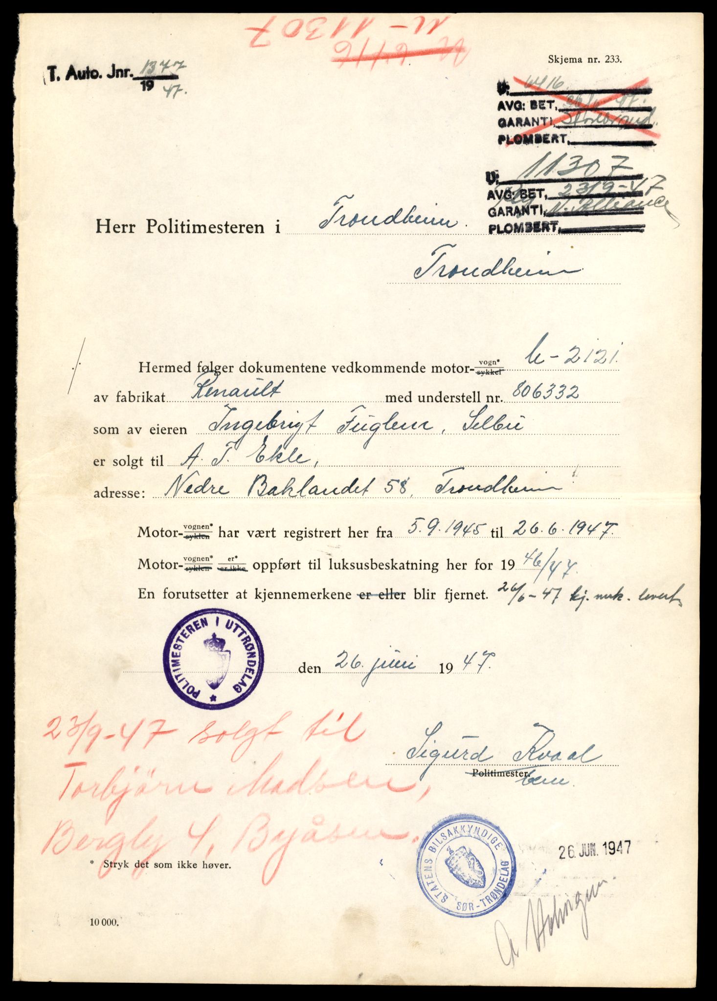 Møre og Romsdal vegkontor - Ålesund trafikkstasjon, AV/SAT-A-4099/F/Fe/L0022: Registreringskort for kjøretøy T 10584 - T 10694, 1927-1998, p. 1521
