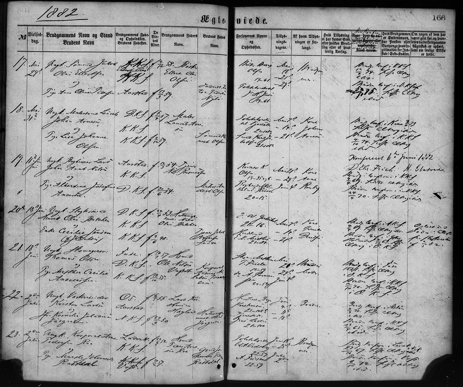 Korskirken sokneprestembete, AV/SAB-A-76101/H/Haa/L0036: Parish register (official) no. D 3, 1867-1882, p. 166