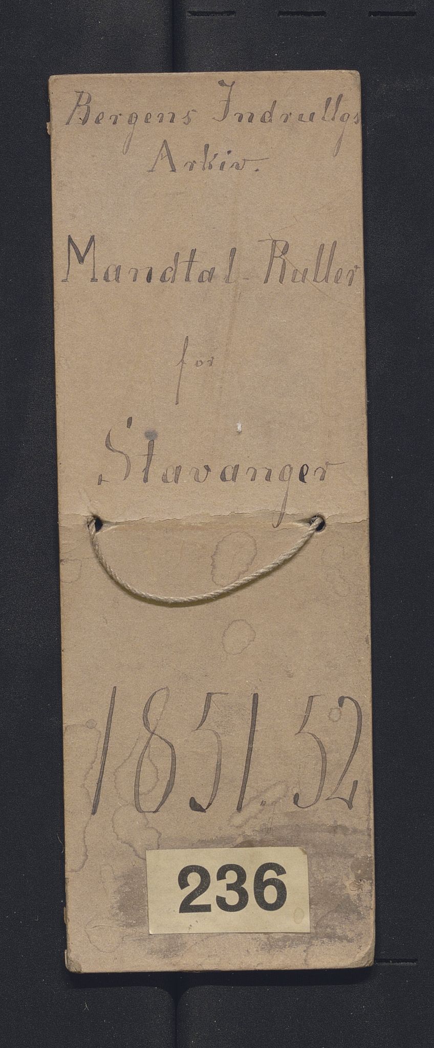 Innrulleringssjefen i Bergen, Avd. III. Bergen og Stavanger 1805-1850, AV/SAB-A-100467/H/Ha/L0009: Mannskapsruller, 1851-1852, p. 1