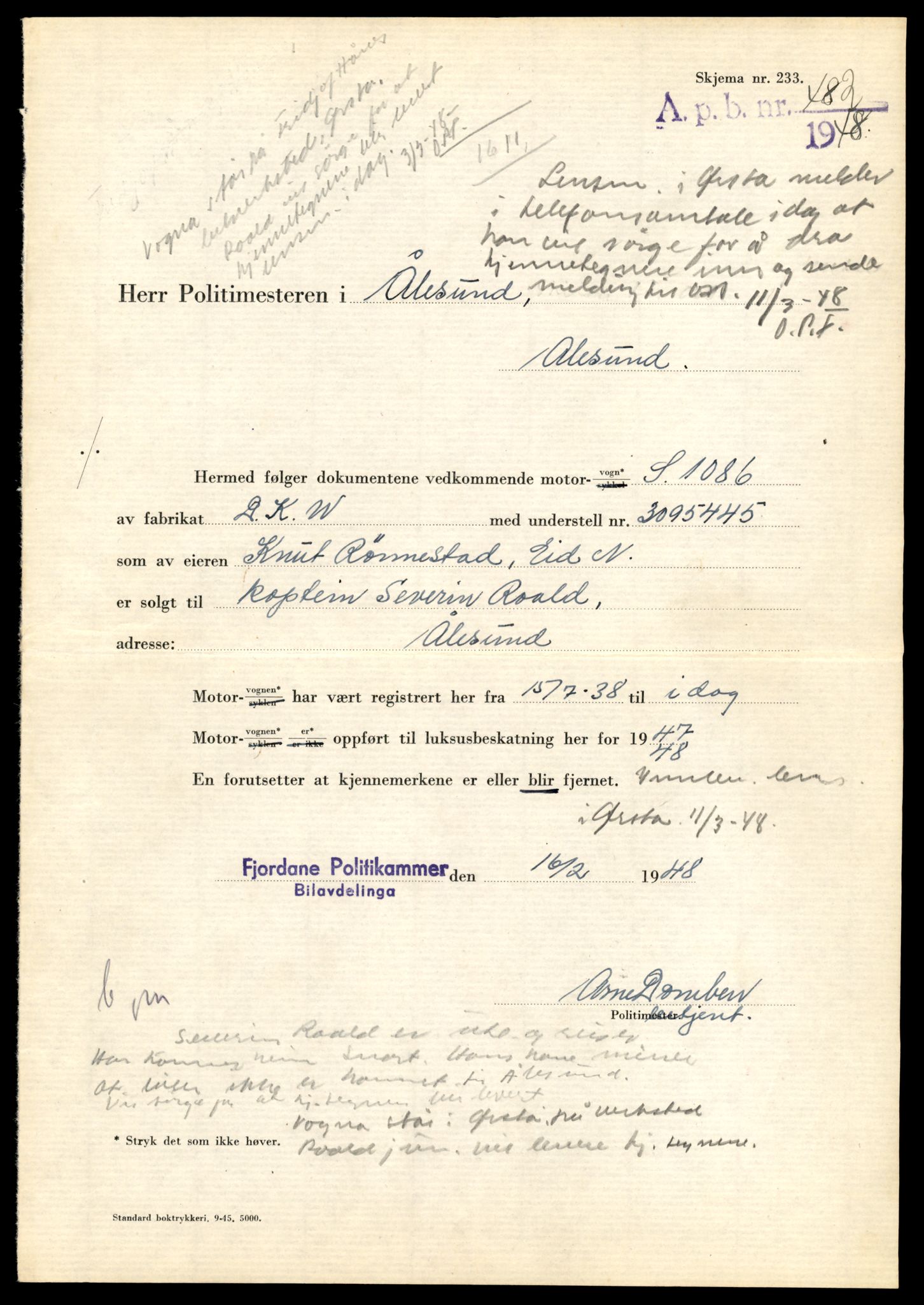 Møre og Romsdal vegkontor - Ålesund trafikkstasjon, AV/SAT-A-4099/F/Fe/L0022: Registreringskort for kjøretøy T 10584 - T 10694, 1927-1998, p. 1215