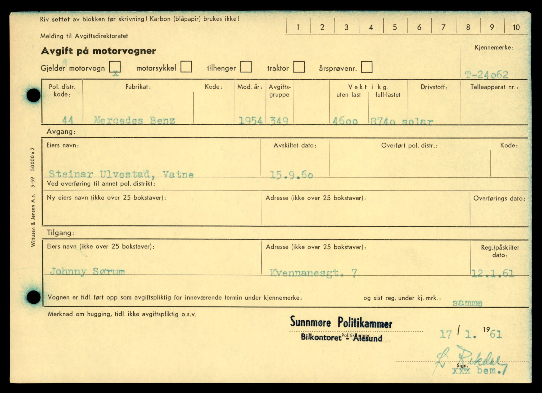 Møre og Romsdal vegkontor - Ålesund trafikkstasjon, AV/SAT-A-4099/F/Fe/L0032: Registreringskort for kjøretøy T 11997 - T 12149, 1927-1998, p. 483