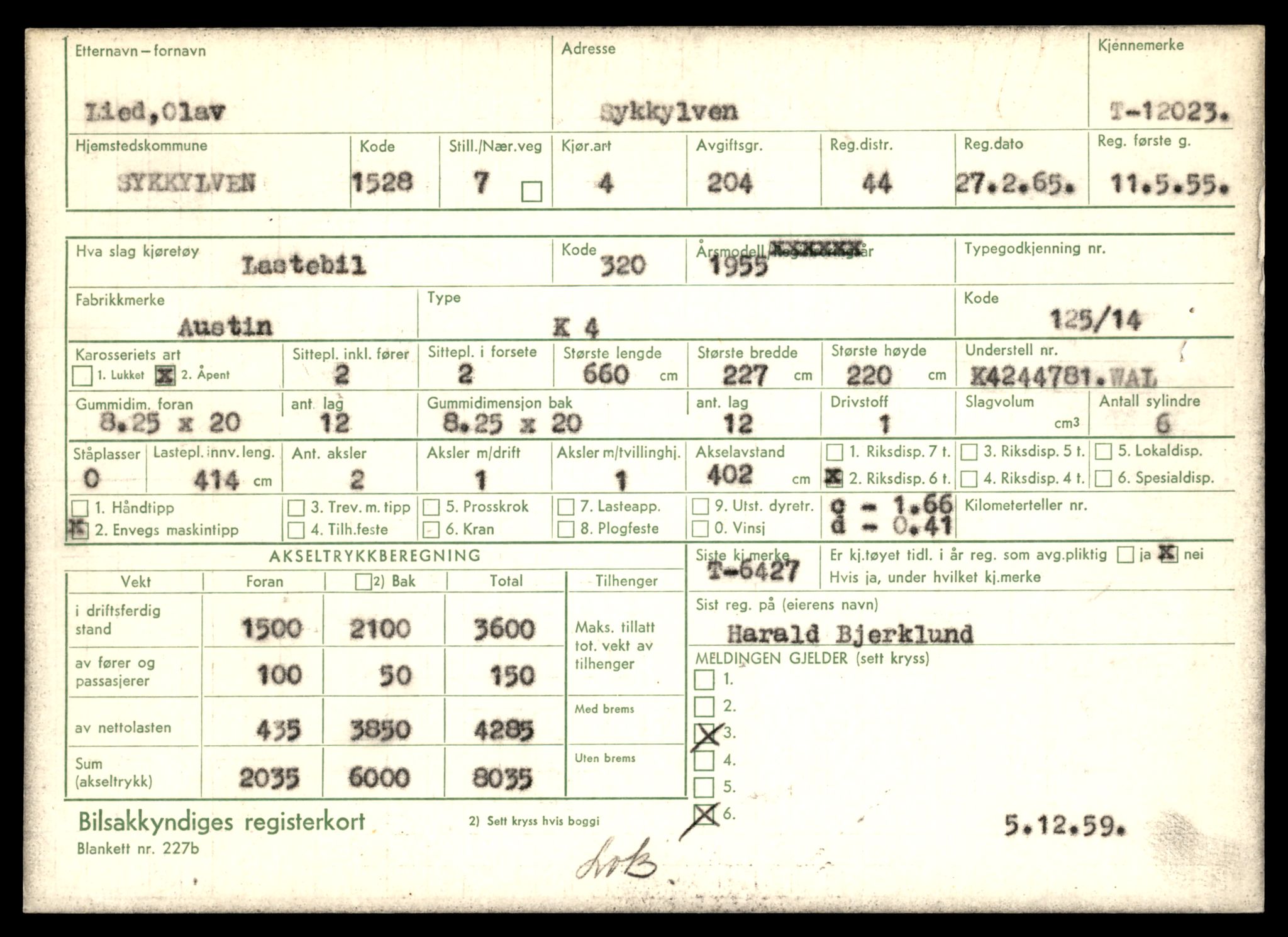 Møre og Romsdal vegkontor - Ålesund trafikkstasjon, AV/SAT-A-4099/F/Fe/L0032: Registreringskort for kjøretøy T 11997 - T 12149, 1927-1998, p. 853