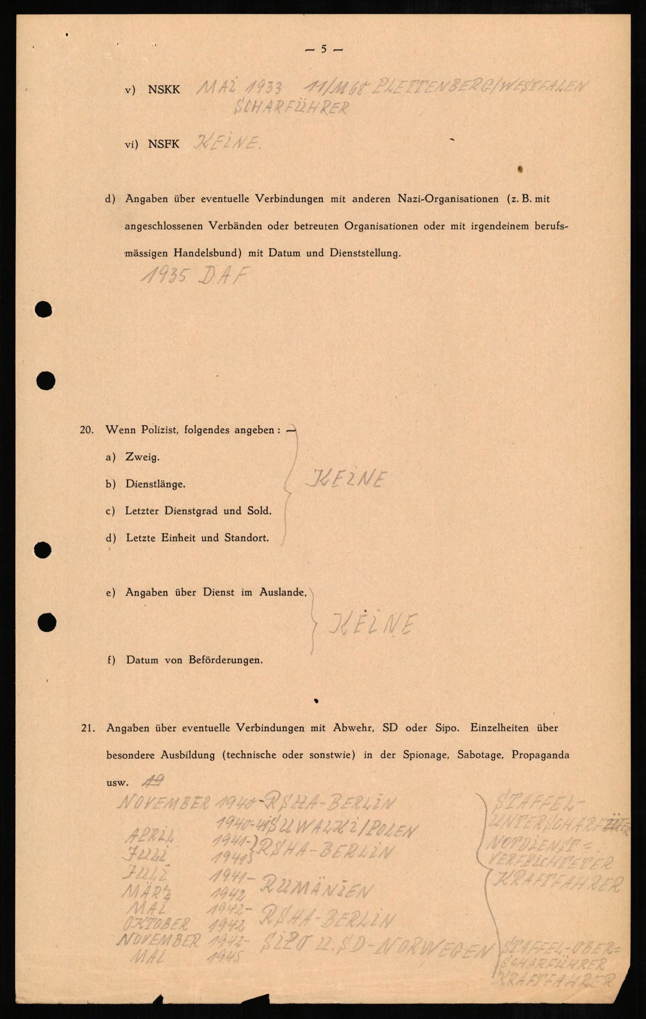 Forsvaret, Forsvarets overkommando II, AV/RA-RAFA-3915/D/Db/L0008: CI Questionaires. Tyske okkupasjonsstyrker i Norge. Tyskere., 1945-1946, p. 31