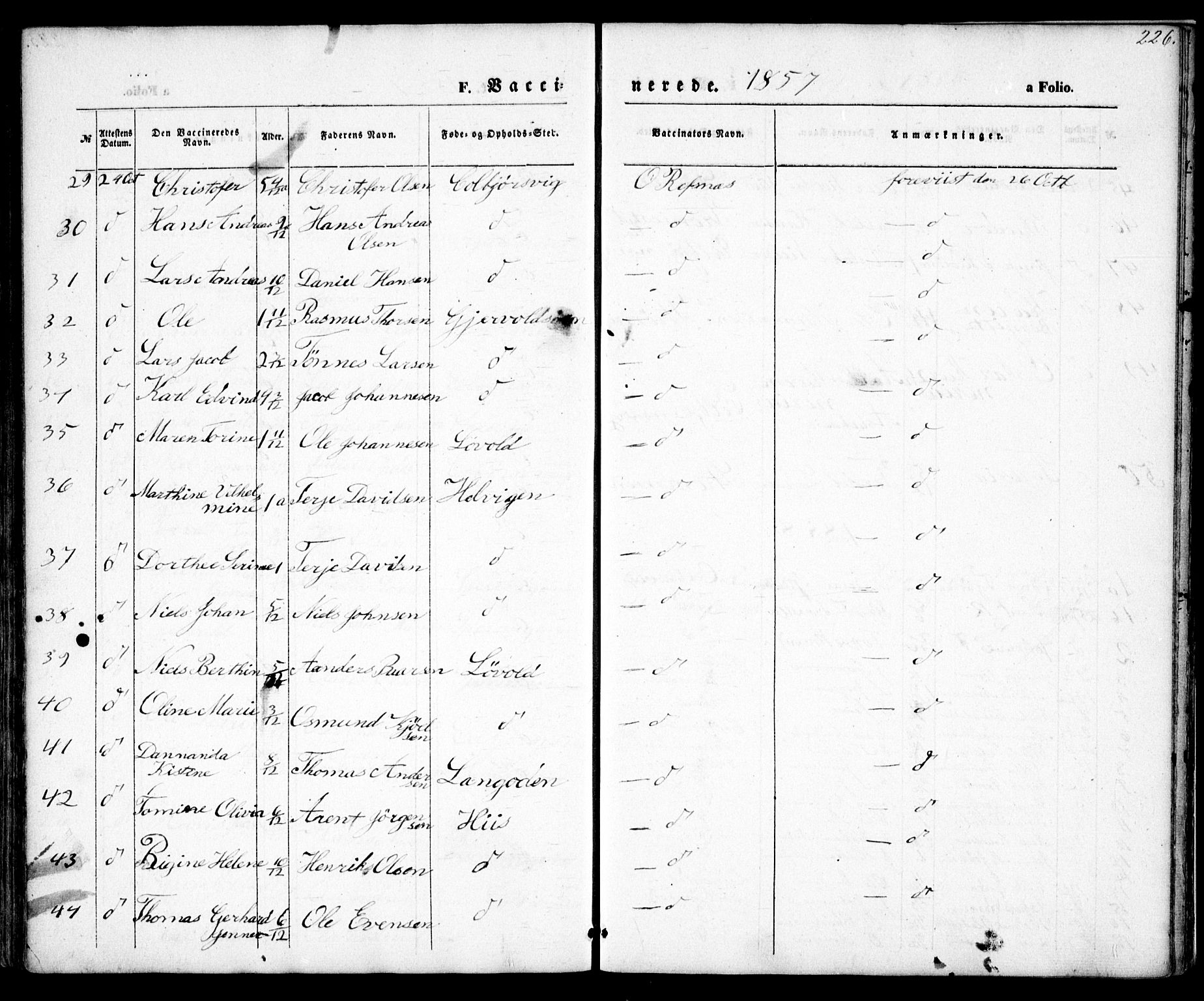 Hisøy sokneprestkontor, AV/SAK-1111-0020/F/Fa/L0001: Parish register (official) no. A 1, 1849-1871, p. 226