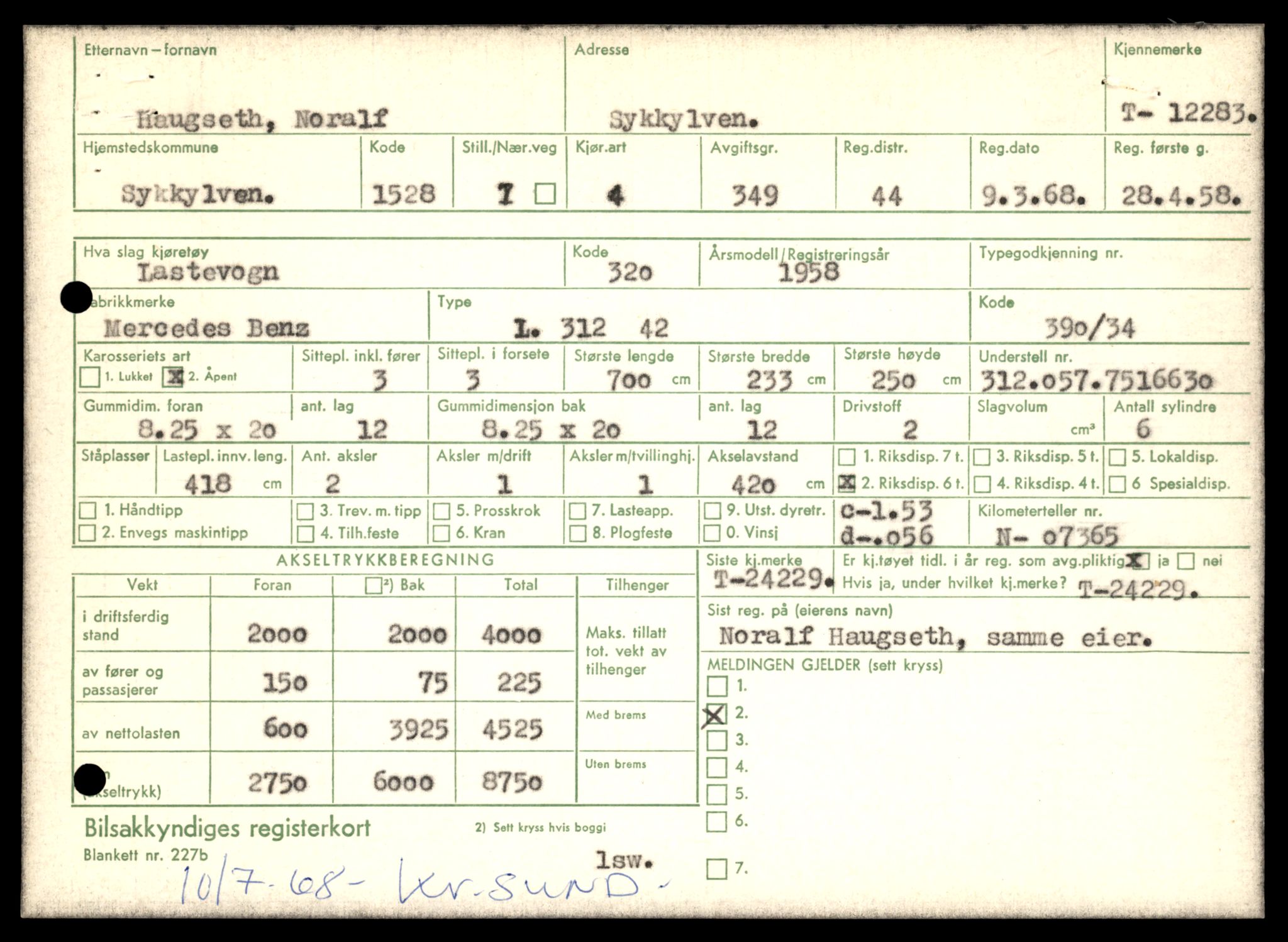 Møre og Romsdal vegkontor - Ålesund trafikkstasjon, AV/SAT-A-4099/F/Fe/L0033: Registreringskort for kjøretøy T 12151 - T 12474, 1927-1998, p. 2779