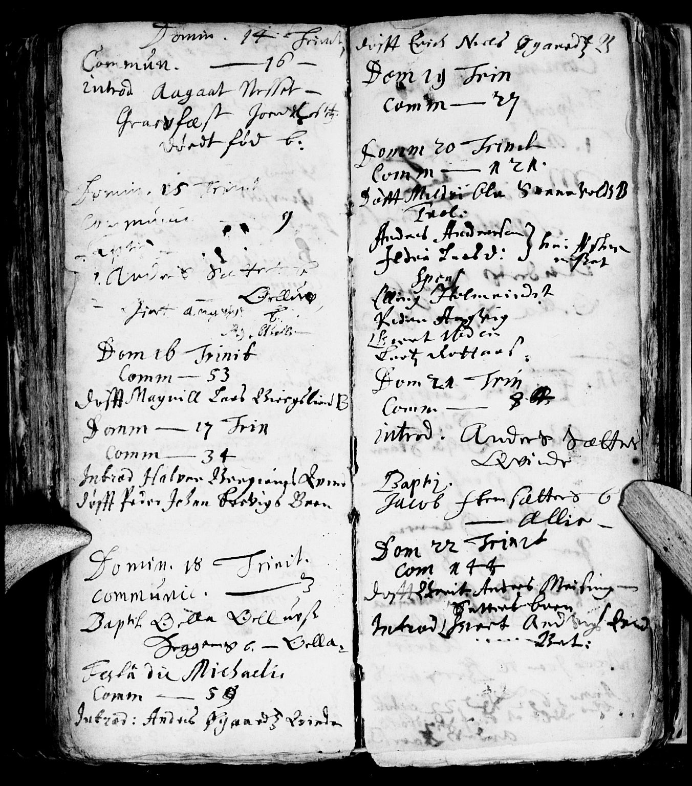 Ministerialprotokoller, klokkerbøker og fødselsregistre - Møre og Romsdal, AV/SAT-A-1454/586/L0976: Parish register (official) no. 586A02, 1664-1702