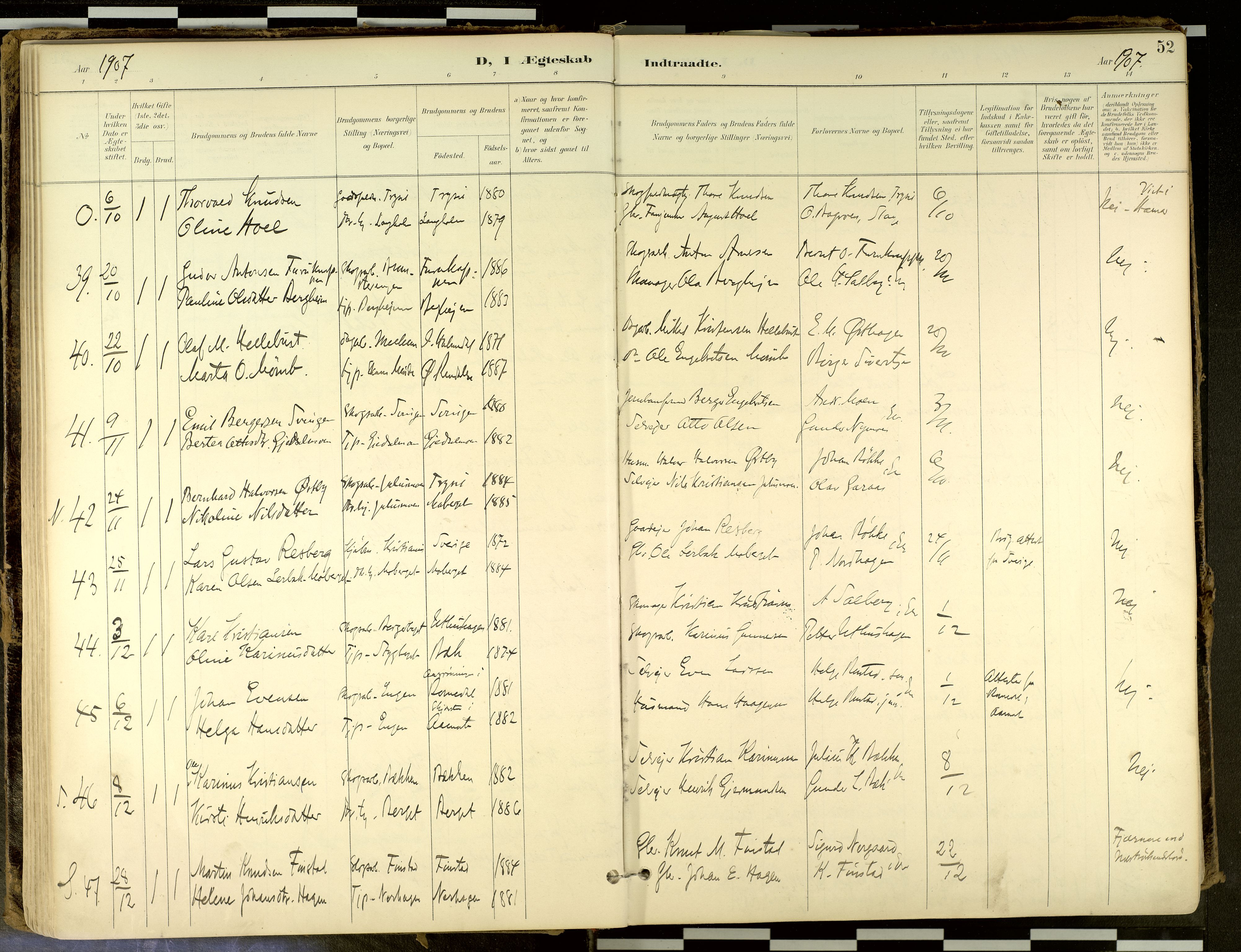 Elverum prestekontor, SAH/PREST-044/H/Ha/Haa/L0018: Parish register (official) no. 18, 1894-1914, p. 52