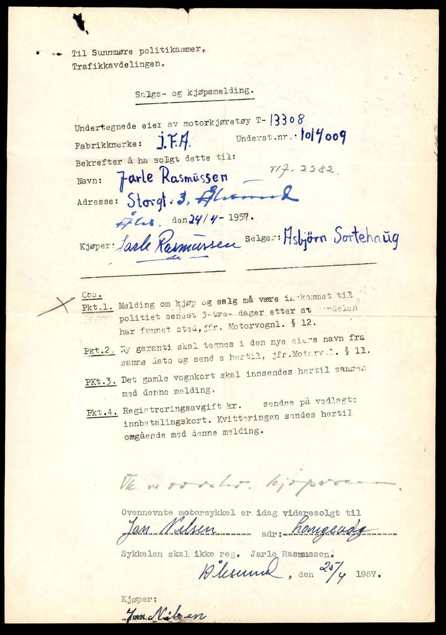 Møre og Romsdal vegkontor - Ålesund trafikkstasjon, AV/SAT-A-4099/F/Fe/L0038: Registreringskort for kjøretøy T 13180 - T 13360, 1927-1998, p. 2219