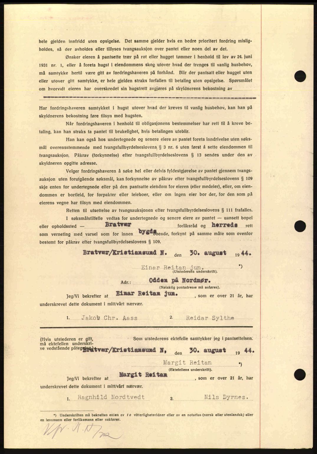 Nordmøre sorenskriveri, AV/SAT-A-4132/1/2/2Ca: Mortgage book no. B92, 1944-1945, Diary no: : 1502/1944