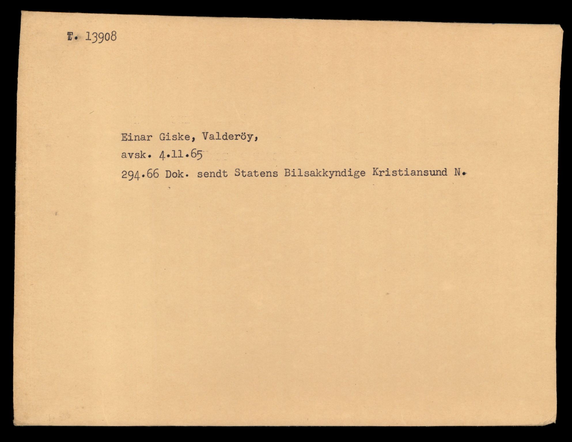 Møre og Romsdal vegkontor - Ålesund trafikkstasjon, AV/SAT-A-4099/F/Fe/L0042: Registreringskort for kjøretøy T 13906 - T 14079, 1927-1998, p. 37