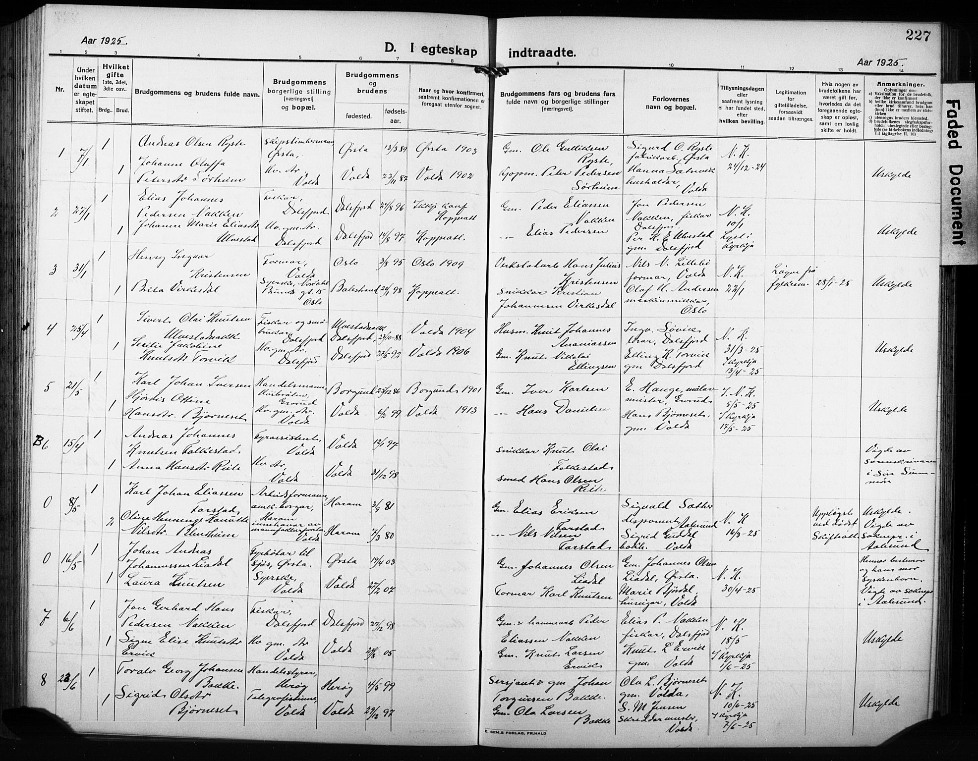 Ministerialprotokoller, klokkerbøker og fødselsregistre - Møre og Romsdal, AV/SAT-A-1454/511/L0160: Parish register (copy) no. 511C06, 1920-1932, p. 227