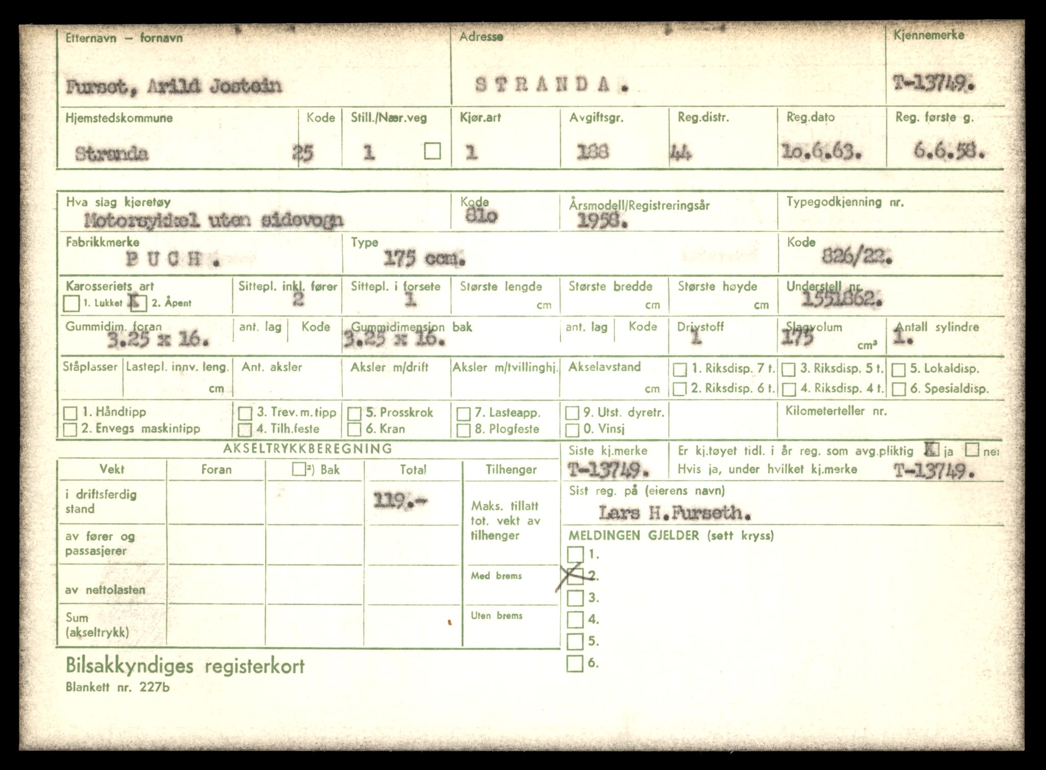 Møre og Romsdal vegkontor - Ålesund trafikkstasjon, AV/SAT-A-4099/F/Fe/L0041: Registreringskort for kjøretøy T 13710 - T 13905, 1927-1998, p. 761