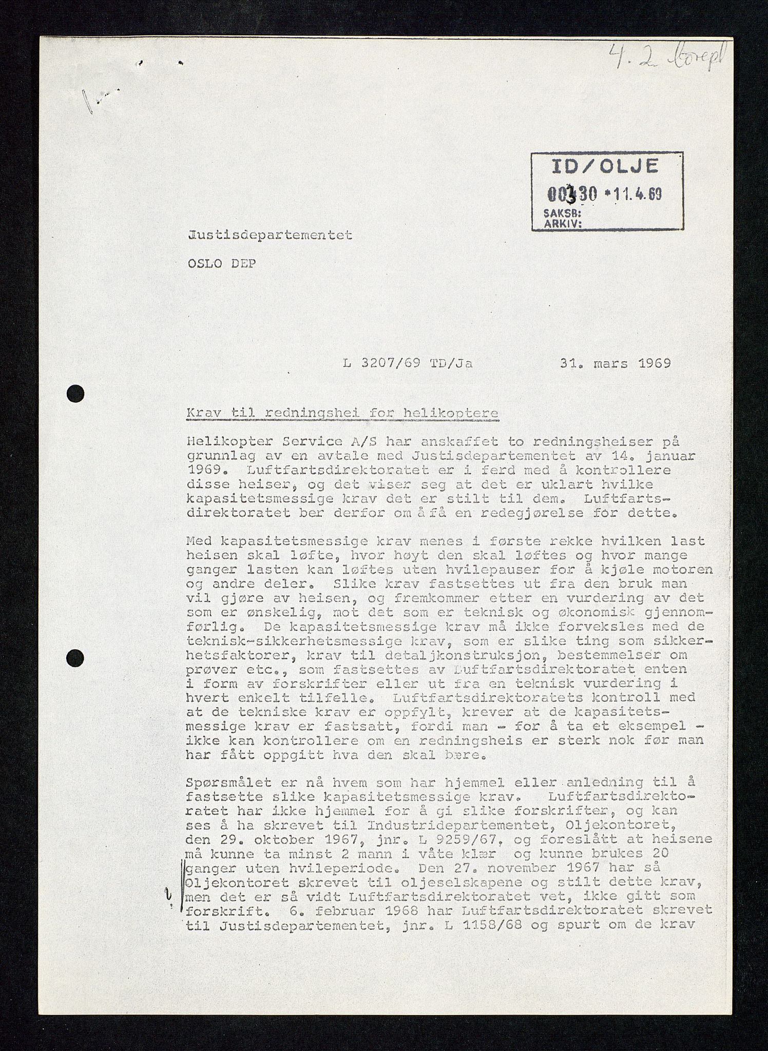 Industridepartementet, Oljekontoret, AV/SAST-A-101348/Db/L0003: Helikopterflyving og helikopterdekk, redningsheis i helikopter, ID Olje, div., 1966-1973, p. 353