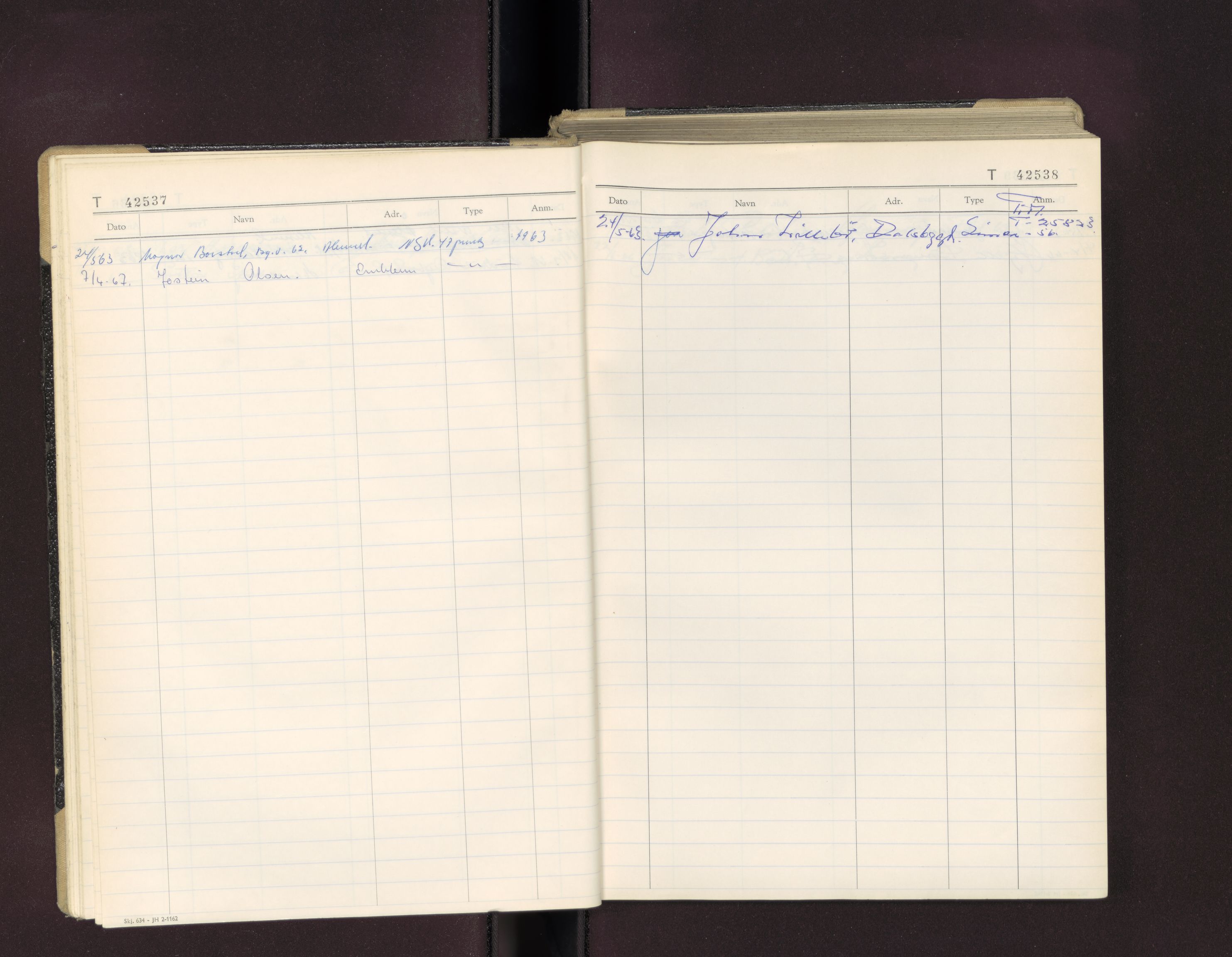 Møre og Romsdal vegkontor - Ålesund trafikkstasjon, AV/SAT-A-4099/F/Fc/L0038: Bilregister; T 42500 - T 42999, 1960-1970
