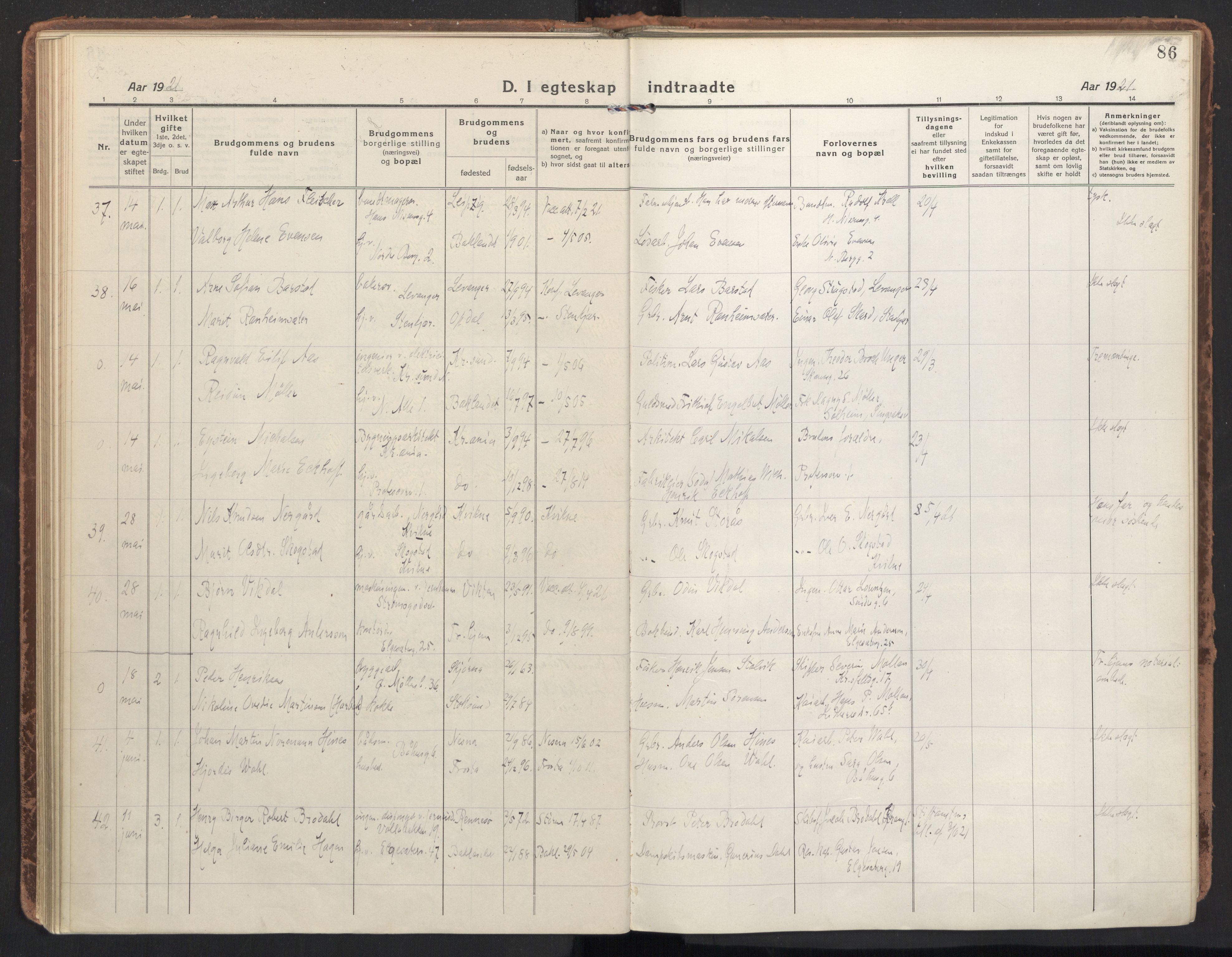 Ministerialprotokoller, klokkerbøker og fødselsregistre - Sør-Trøndelag, SAT/A-1456/604/L0206: Parish register (official) no. 604A26, 1917-1931, p. 86