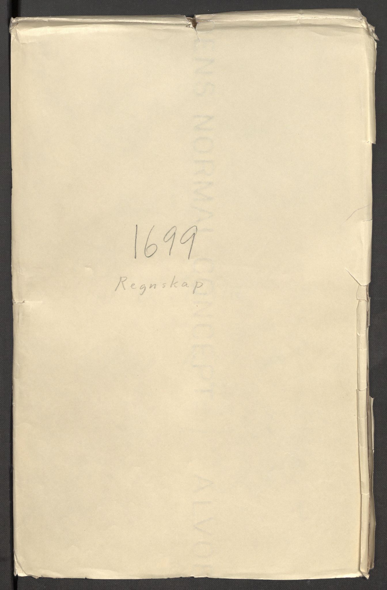 Rentekammeret inntil 1814, Reviderte regnskaper, Fogderegnskap, RA/EA-4092/R54/L3557: Fogderegnskap Sunnmøre, 1699, p. 3