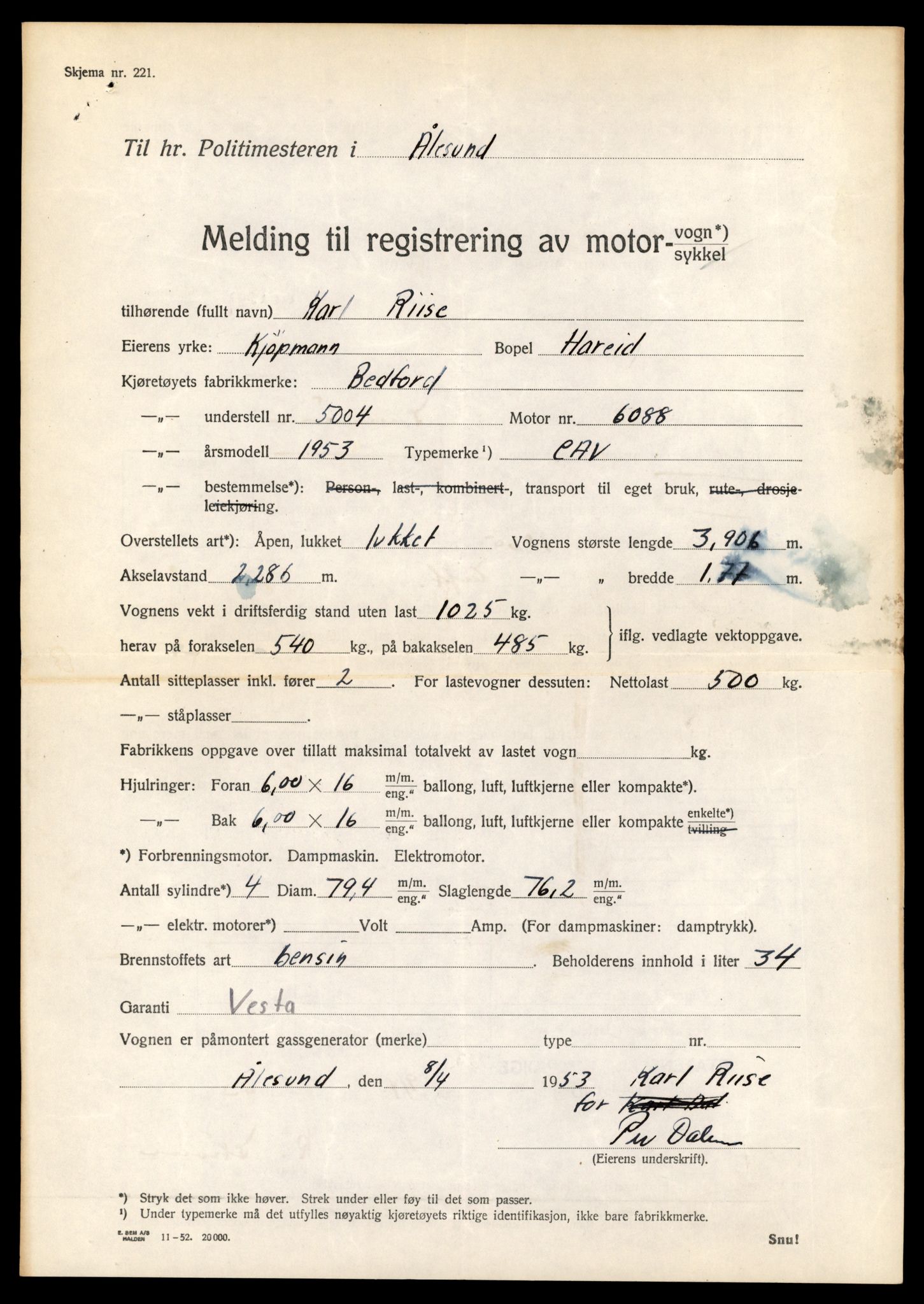 Møre og Romsdal vegkontor - Ålesund trafikkstasjon, AV/SAT-A-4099/F/Fe/L0034: Registreringskort for kjøretøy T 12500 - T 12652, 1927-1998, p. 810