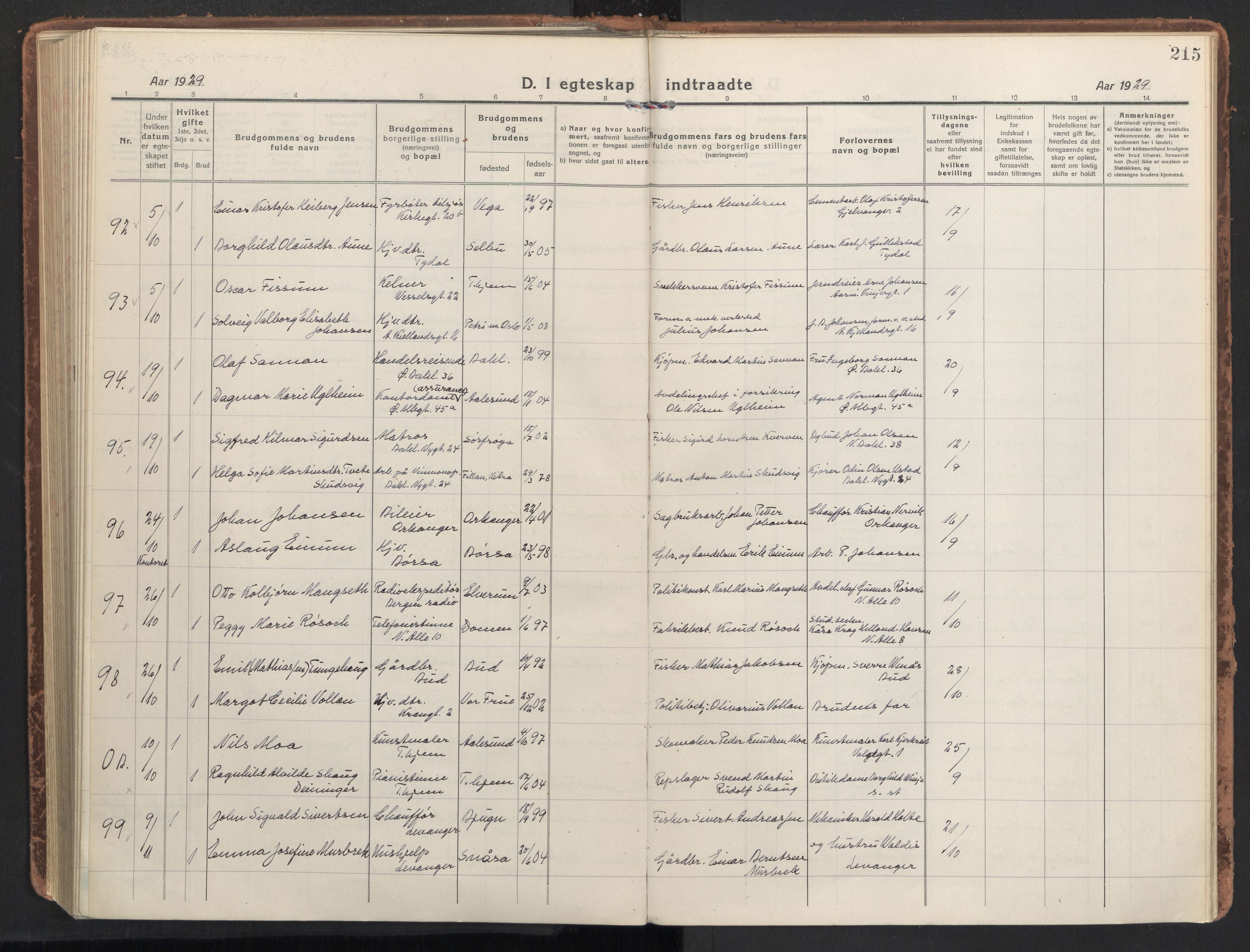 Ministerialprotokoller, klokkerbøker og fødselsregistre - Sør-Trøndelag, SAT/A-1456/604/L0206: Parish register (official) no. 604A26, 1917-1931, p. 215