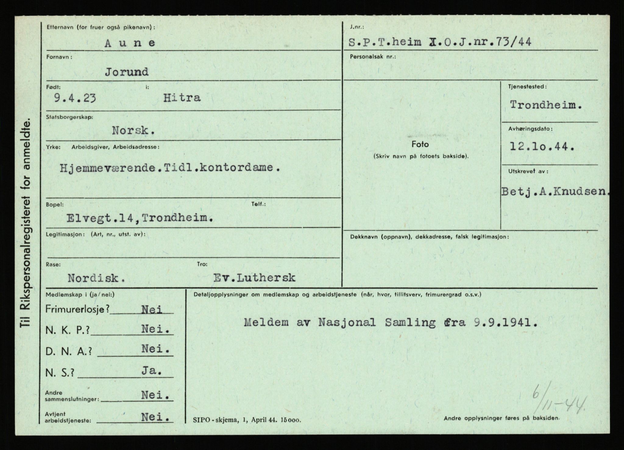 Statspolitiet - Hovedkontoret / Osloavdelingen, AV/RA-S-1329/C/Ca/L0002: Arneberg - Brand, 1943-1945, p. 686