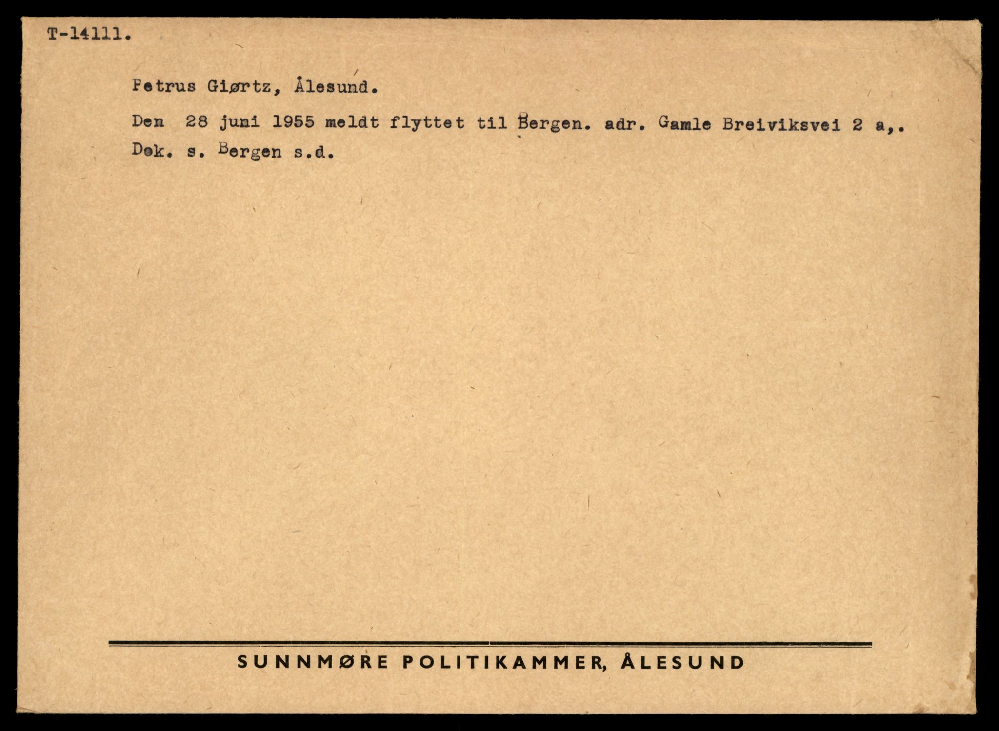 Møre og Romsdal vegkontor - Ålesund trafikkstasjon, AV/SAT-A-4099/F/Fe/L0043: Registreringskort for kjøretøy T 14080 - T 14204, 1927-1998, p. 855