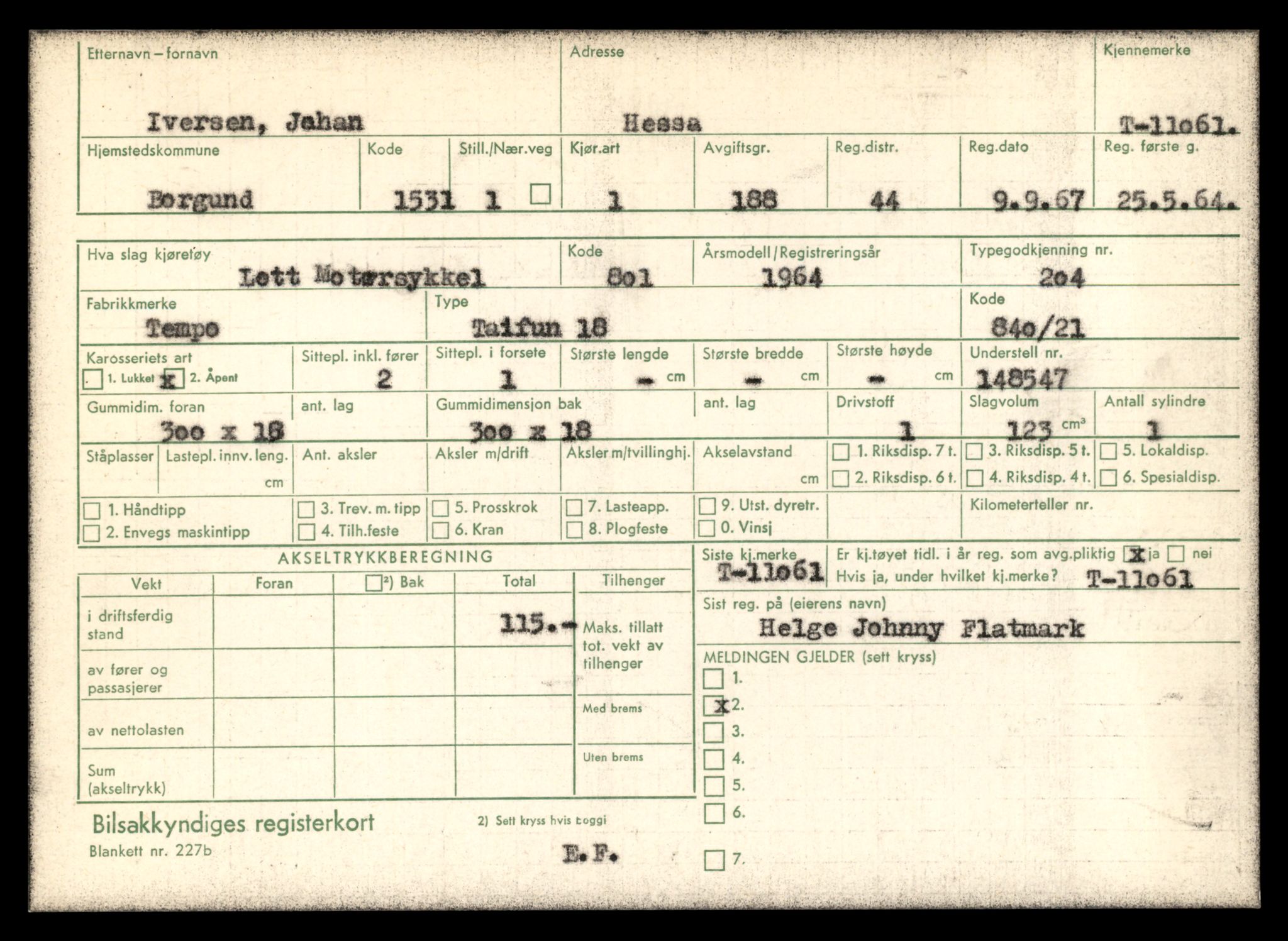 Møre og Romsdal vegkontor - Ålesund trafikkstasjon, AV/SAT-A-4099/F/Fe/L0026: Registreringskort for kjøretøy T 11046 - T 11160, 1927-1998, p. 449
