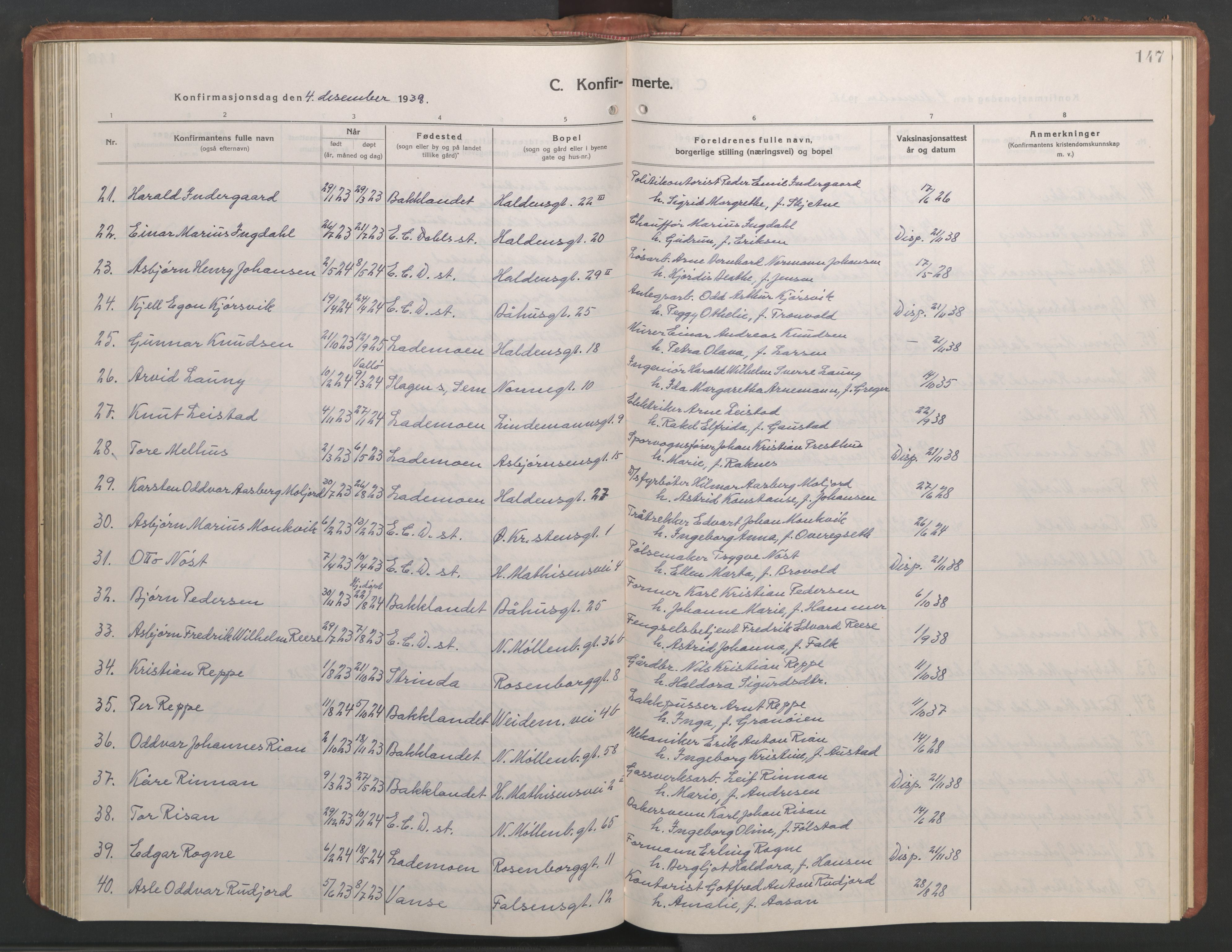 Ministerialprotokoller, klokkerbøker og fødselsregistre - Sør-Trøndelag, AV/SAT-A-1456/604/L0228: Parish register (copy) no. 604C11, 1928-1950, p. 147