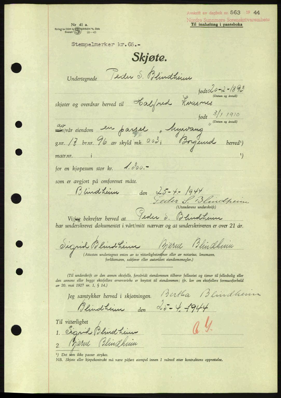 Nordre Sunnmøre sorenskriveri, AV/SAT-A-0006/1/2/2C/2Ca: Mortgage book no. A17, 1943-1944, Diary no: : 563/1944