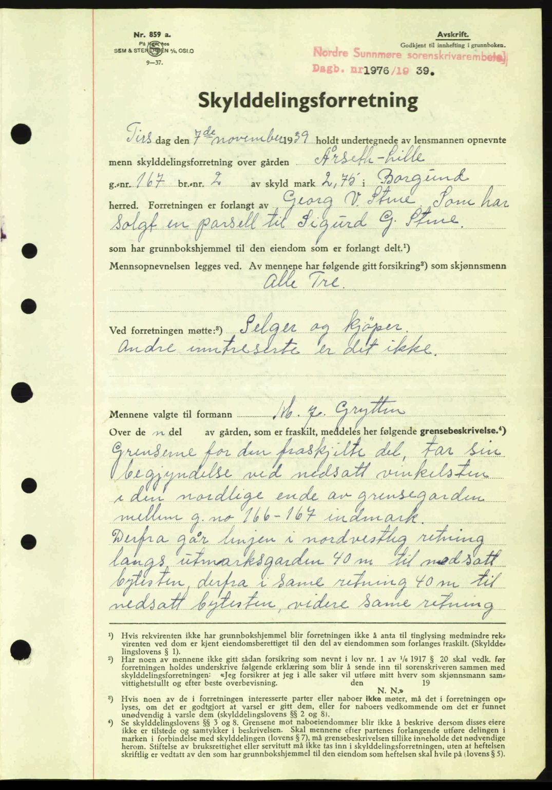 Nordre Sunnmøre sorenskriveri, AV/SAT-A-0006/1/2/2C/2Ca: Mortgage book no. A8, 1939-1940, Diary no: : 1976/1939