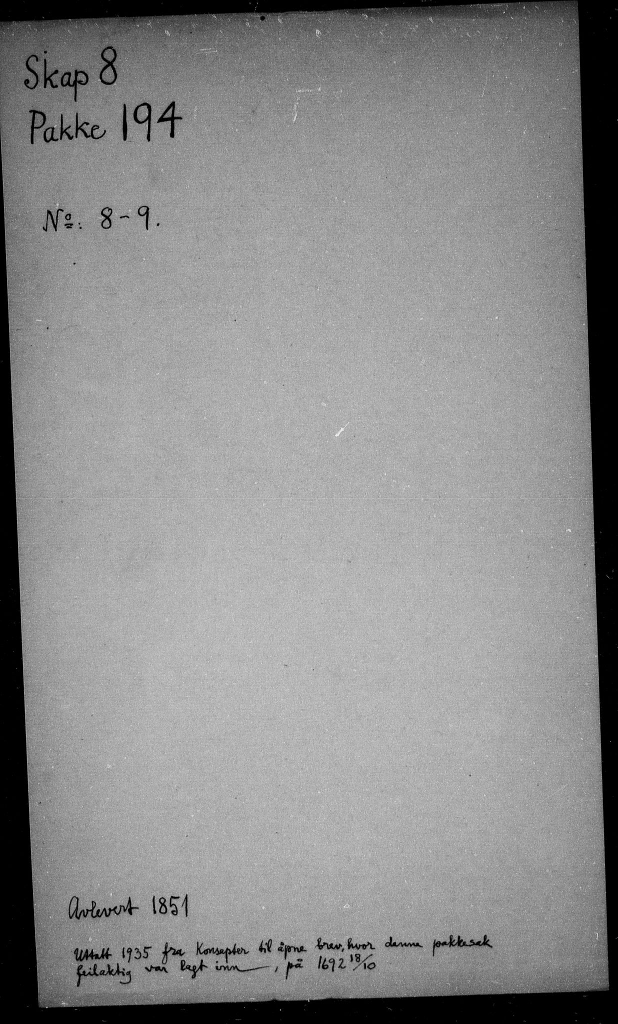 Danske Kanselli, Skapsaker, RA/EA-4061/F/L0018: Skap 8, pakke 194-196 III, 1691-1720, p. 3