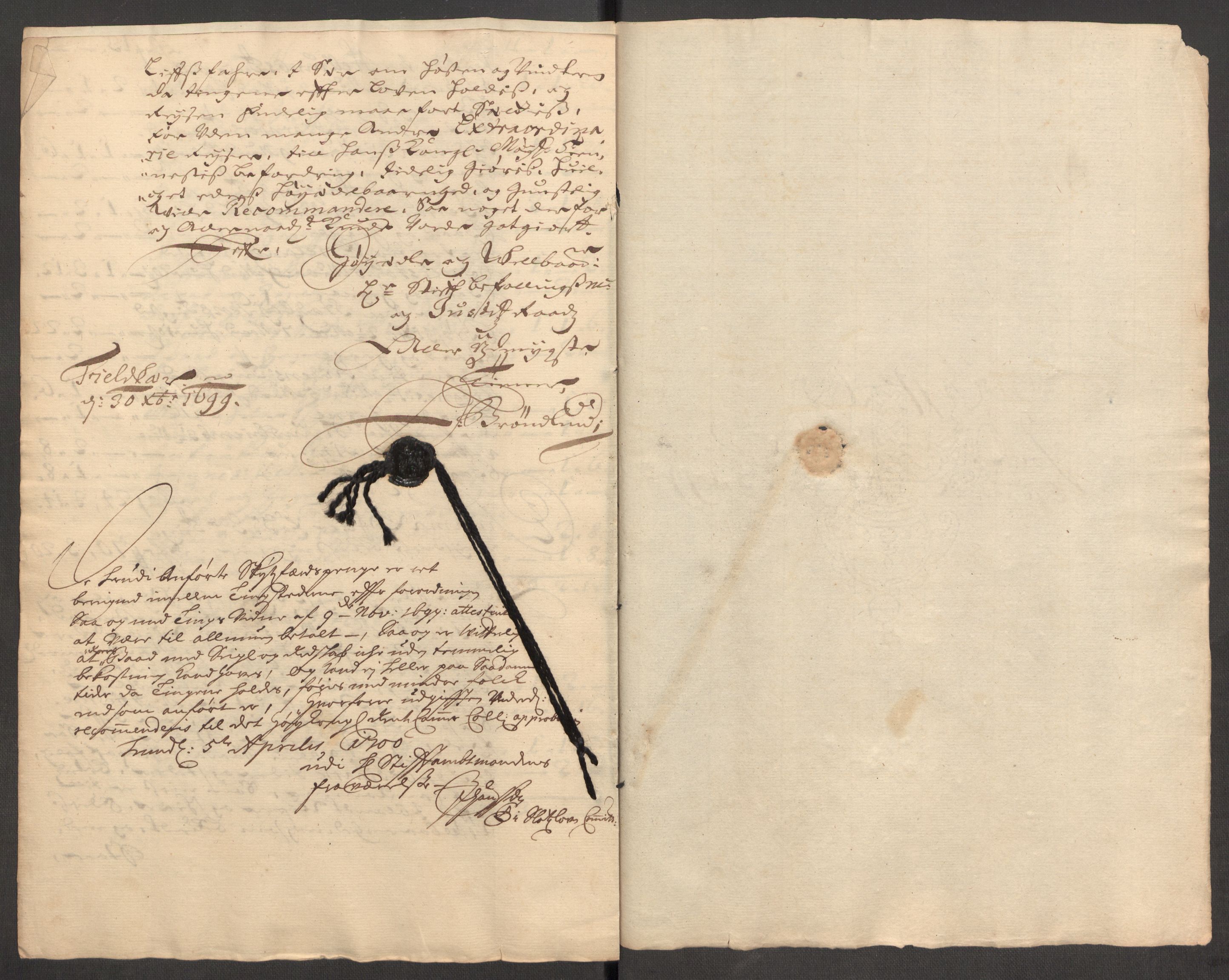 Rentekammeret inntil 1814, Reviderte regnskaper, Fogderegnskap, AV/RA-EA-4092/R57/L3853: Fogderegnskap Fosen, 1698-1699, p. 379