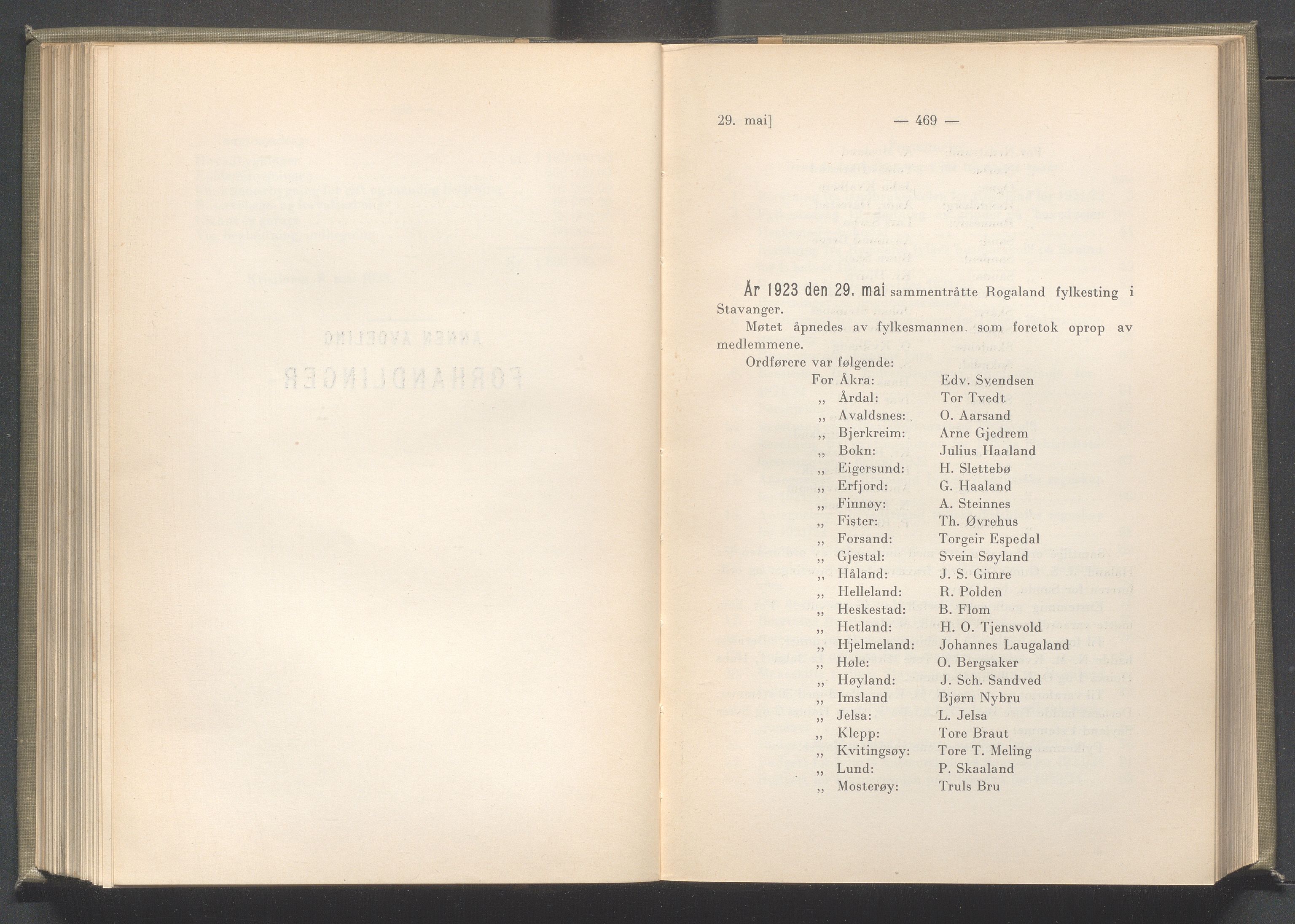 Rogaland fylkeskommune - Fylkesrådmannen , IKAR/A-900/A/Aa/Aaa/L0042: Møtebok , 1923, p. 468-469