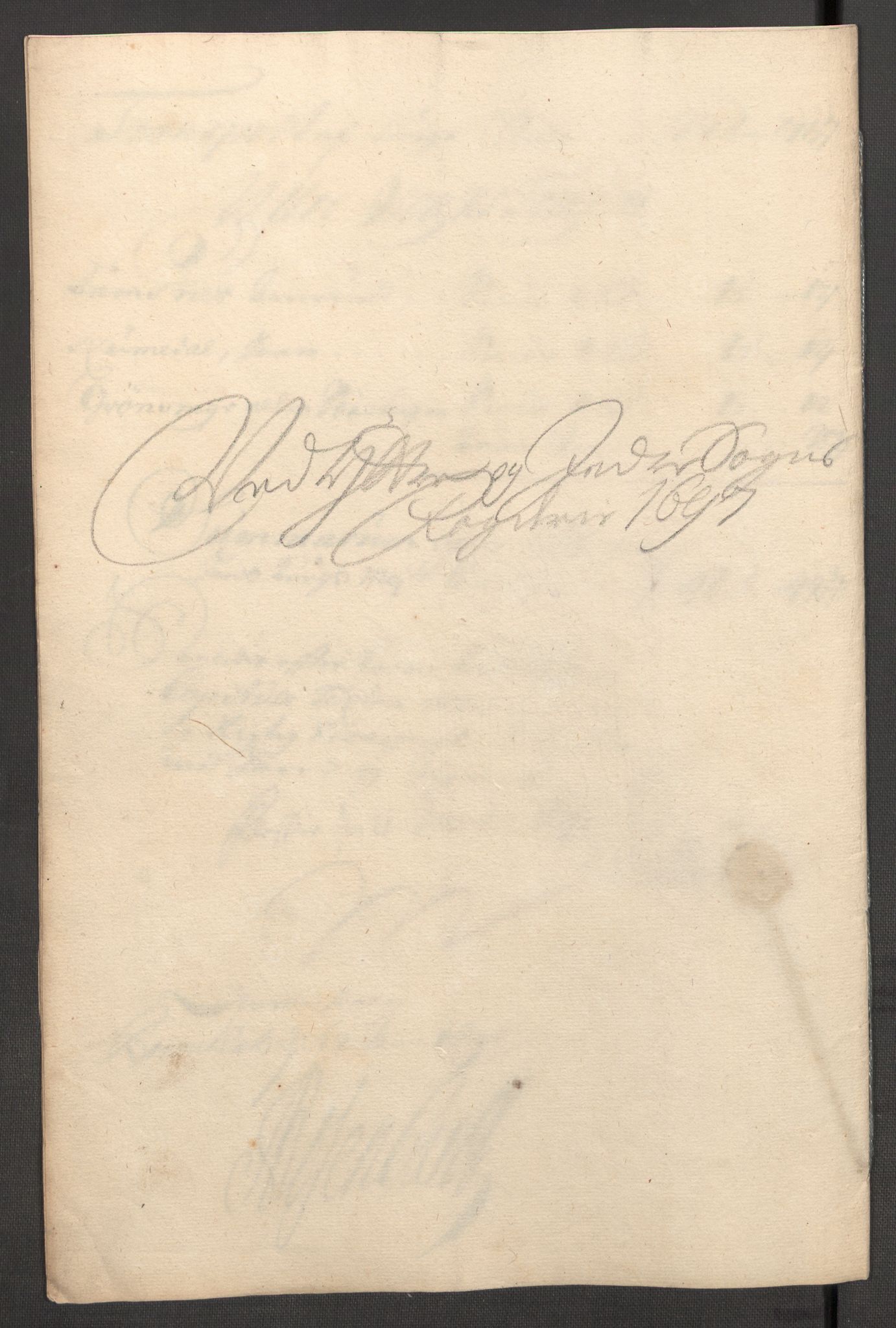 Rentekammeret inntil 1814, Reviderte regnskaper, Fogderegnskap, AV/RA-EA-4092/R52/L3309: Fogderegnskap Sogn, 1696-1697, p. 367