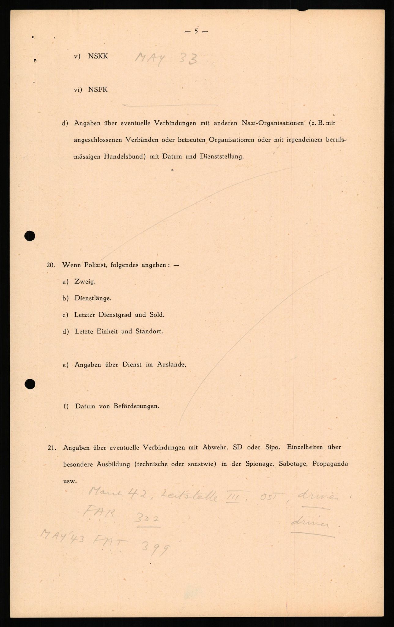 Forsvaret, Forsvarets overkommando II, AV/RA-RAFA-3915/D/Db/L0017: CI Questionaires. Tyske okkupasjonsstyrker i Norge. Tyskere., 1945-1946, p. 411