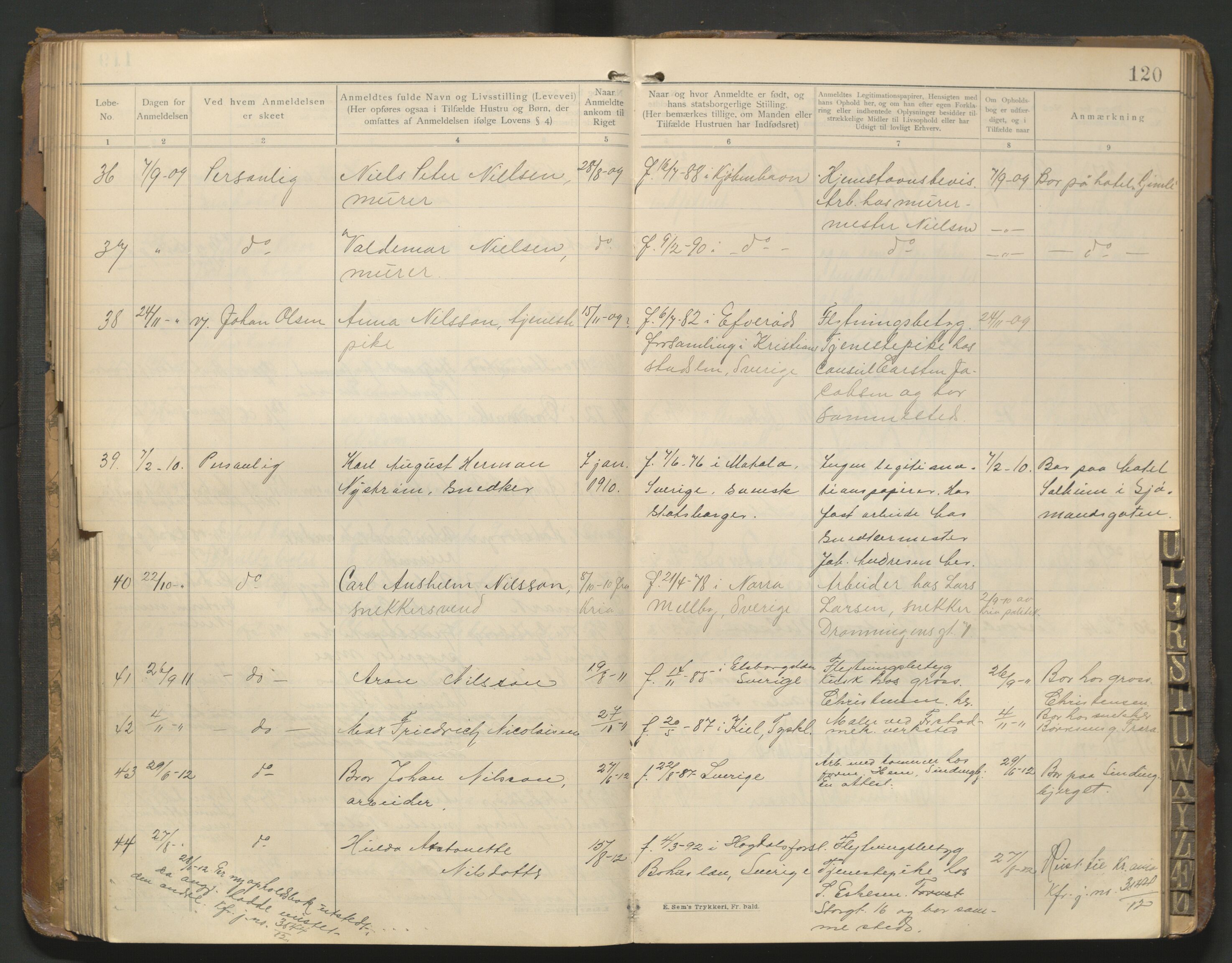 Fredrikstad politikammer, AV/SAO-A-10055/H/Hb/Hba/L0001: Protokoll over fremmede statsborgere, 1901-1916, p. 119b-120a