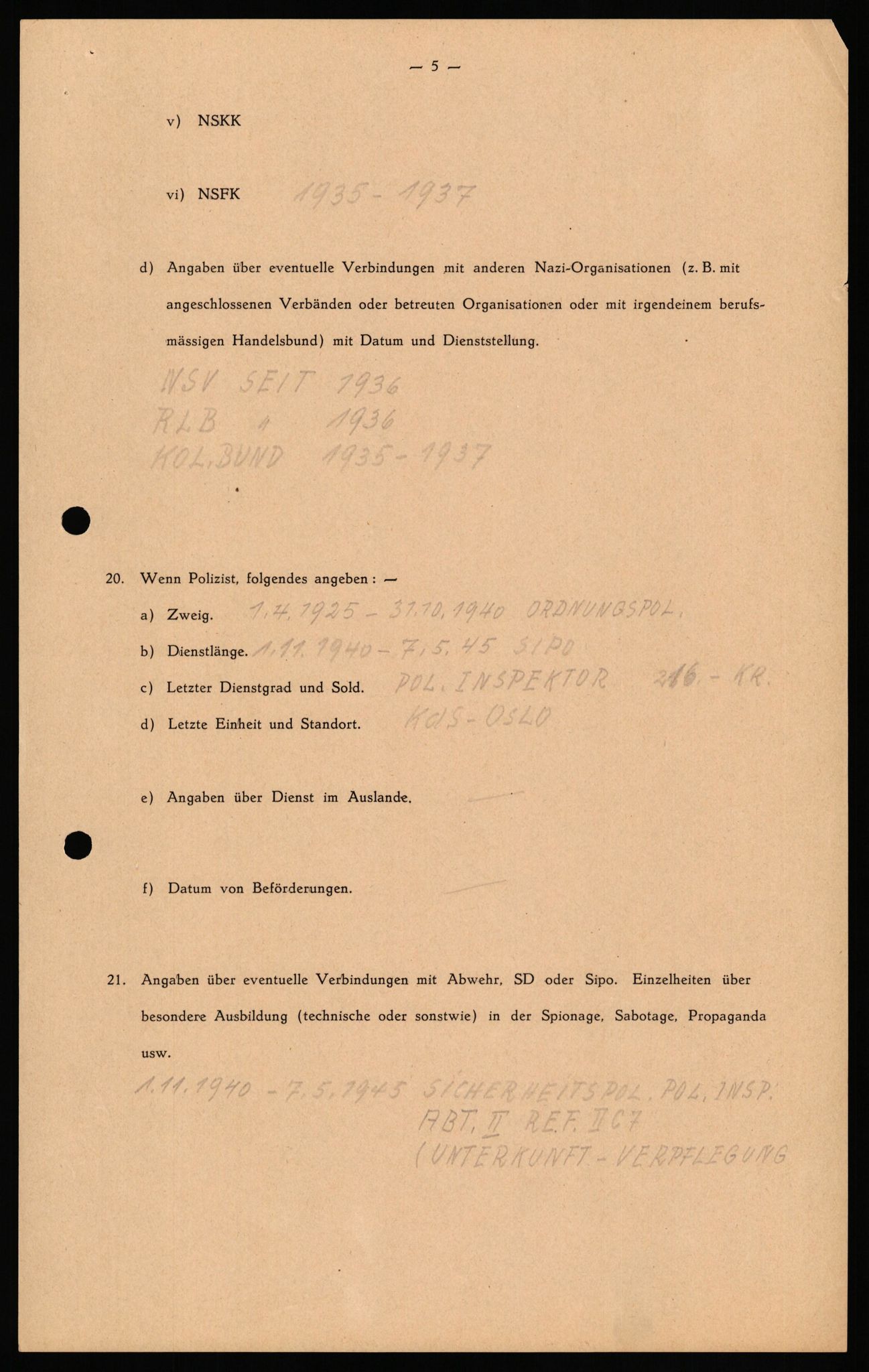 Forsvaret, Forsvarets overkommando II, AV/RA-RAFA-3915/D/Db/L0034: CI Questionaires. Tyske okkupasjonsstyrker i Norge. Tyskere., 1945-1946, p. 102