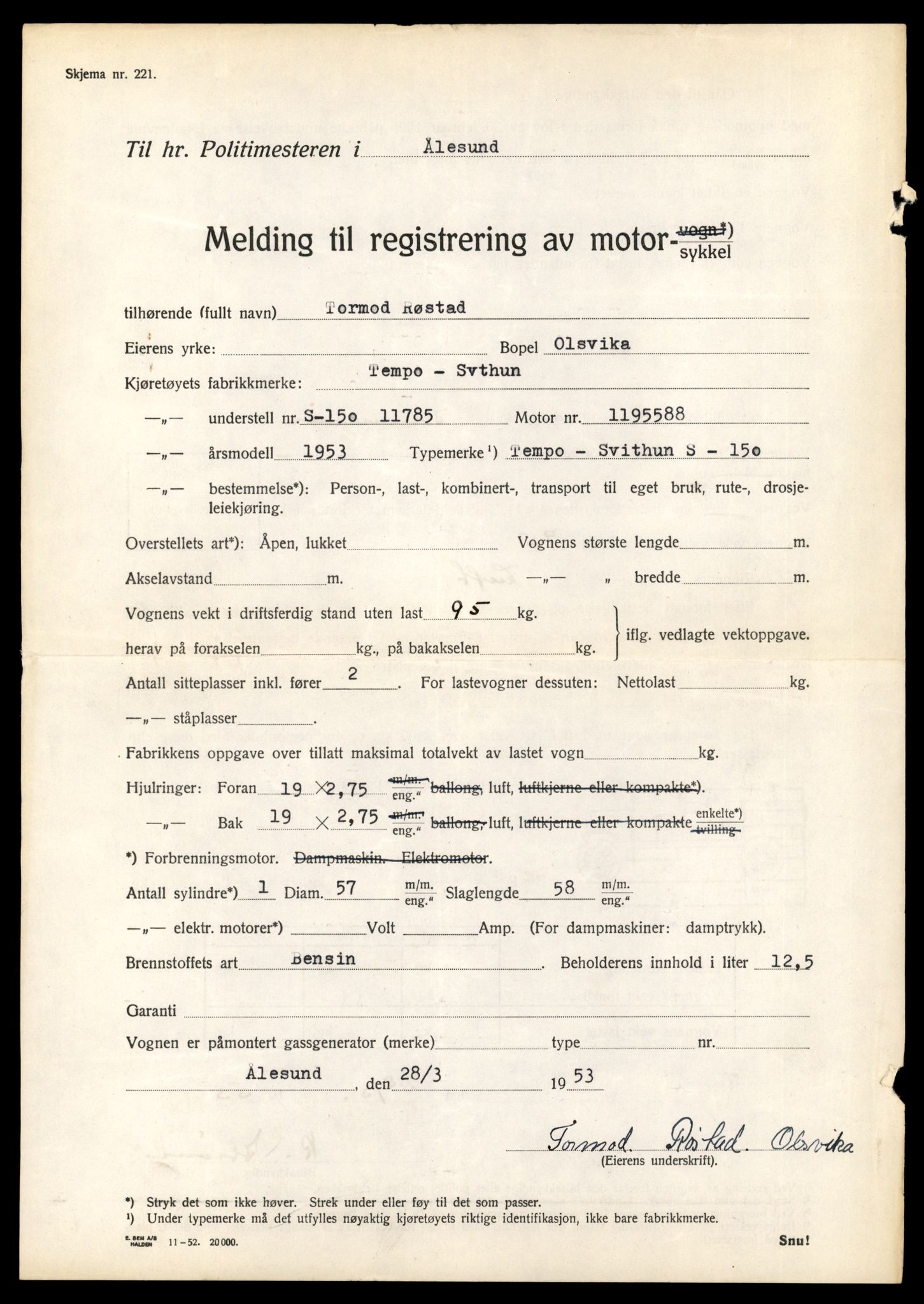 Møre og Romsdal vegkontor - Ålesund trafikkstasjon, AV/SAT-A-4099/F/Fe/L0031: Registreringskort for kjøretøy T 11800 - T 11996, 1927-1998, p. 2009