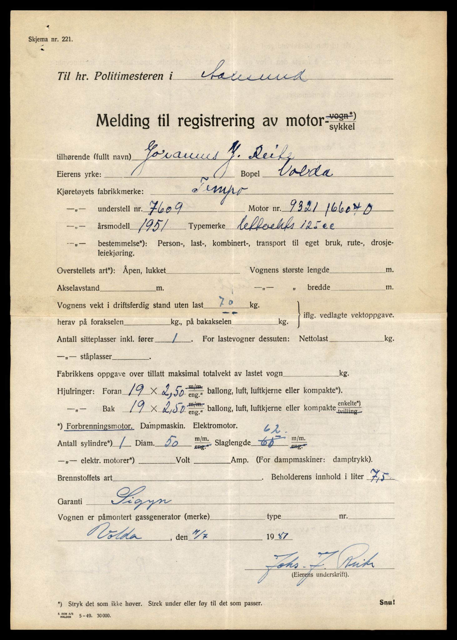 Møre og Romsdal vegkontor - Ålesund trafikkstasjon, AV/SAT-A-4099/F/Fe/L0031: Registreringskort for kjøretøy T 11800 - T 11996, 1927-1998, p. 1663