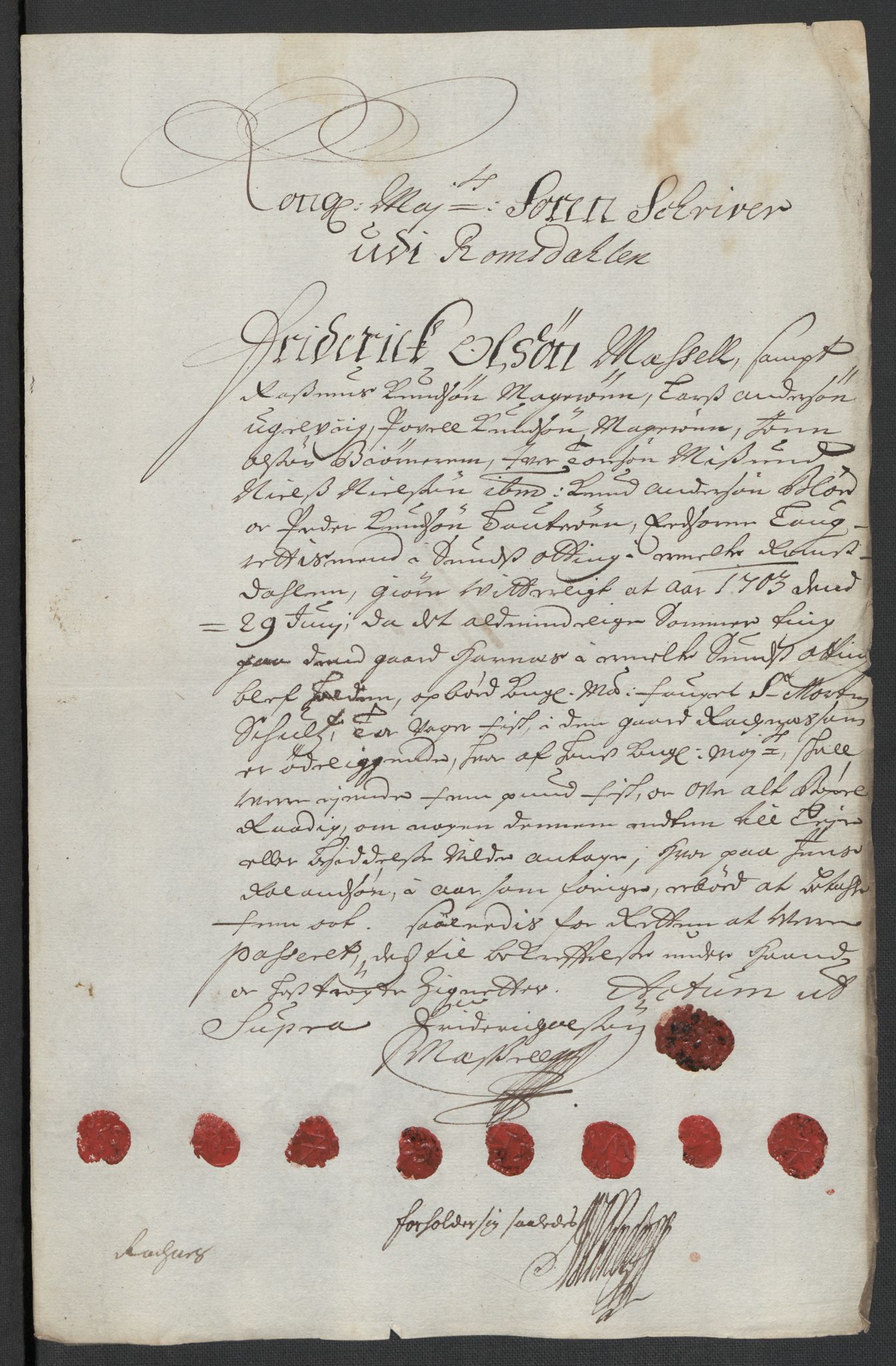 Rentekammeret inntil 1814, Reviderte regnskaper, Fogderegnskap, RA/EA-4092/R55/L3656: Fogderegnskap Romsdal, 1703-1705, p. 130