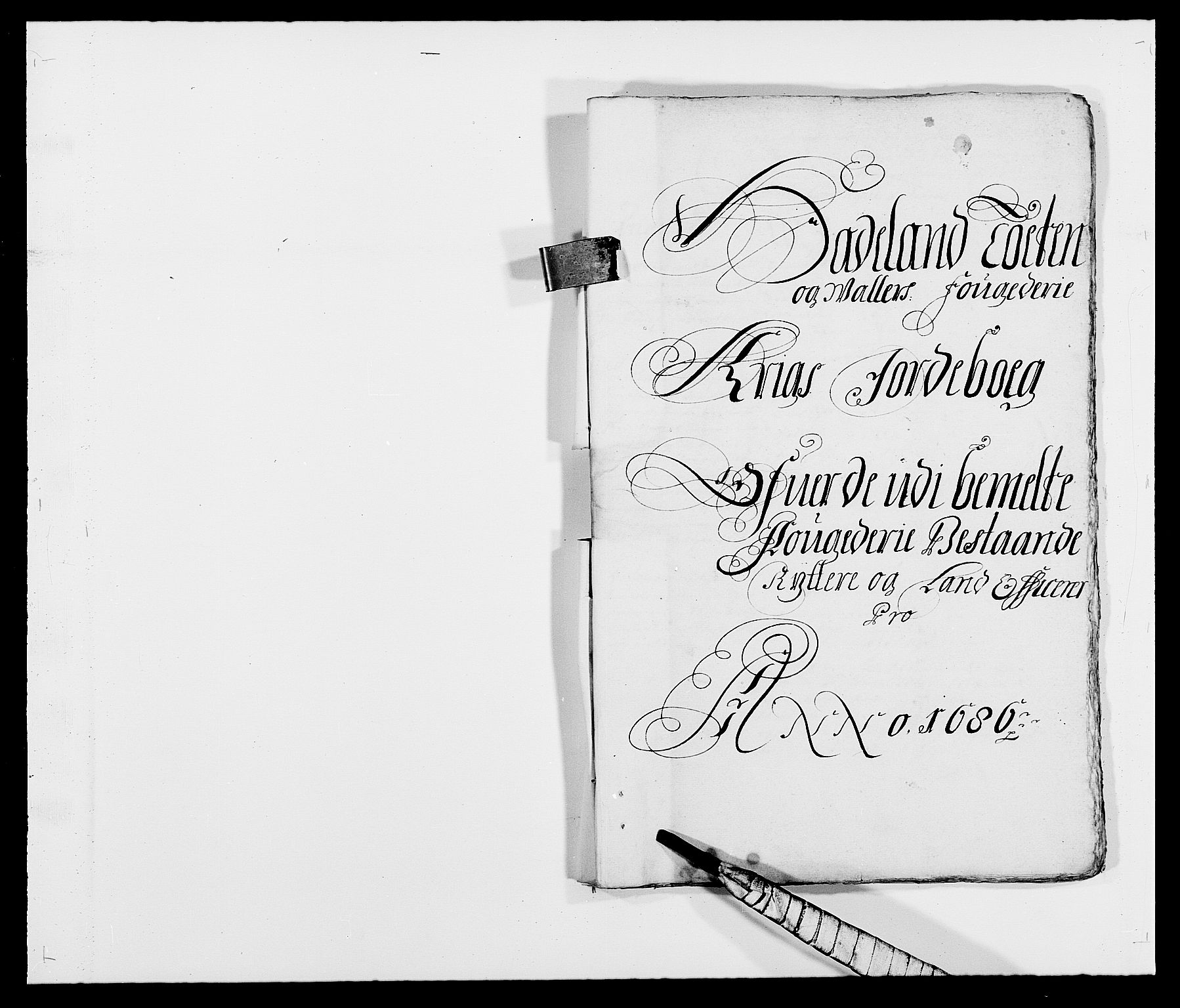 Rentekammeret inntil 1814, Reviderte regnskaper, Fogderegnskap, RA/EA-4092/R18/L1285: Fogderegnskap Hadeland, Toten og Valdres, 1686, p. 261