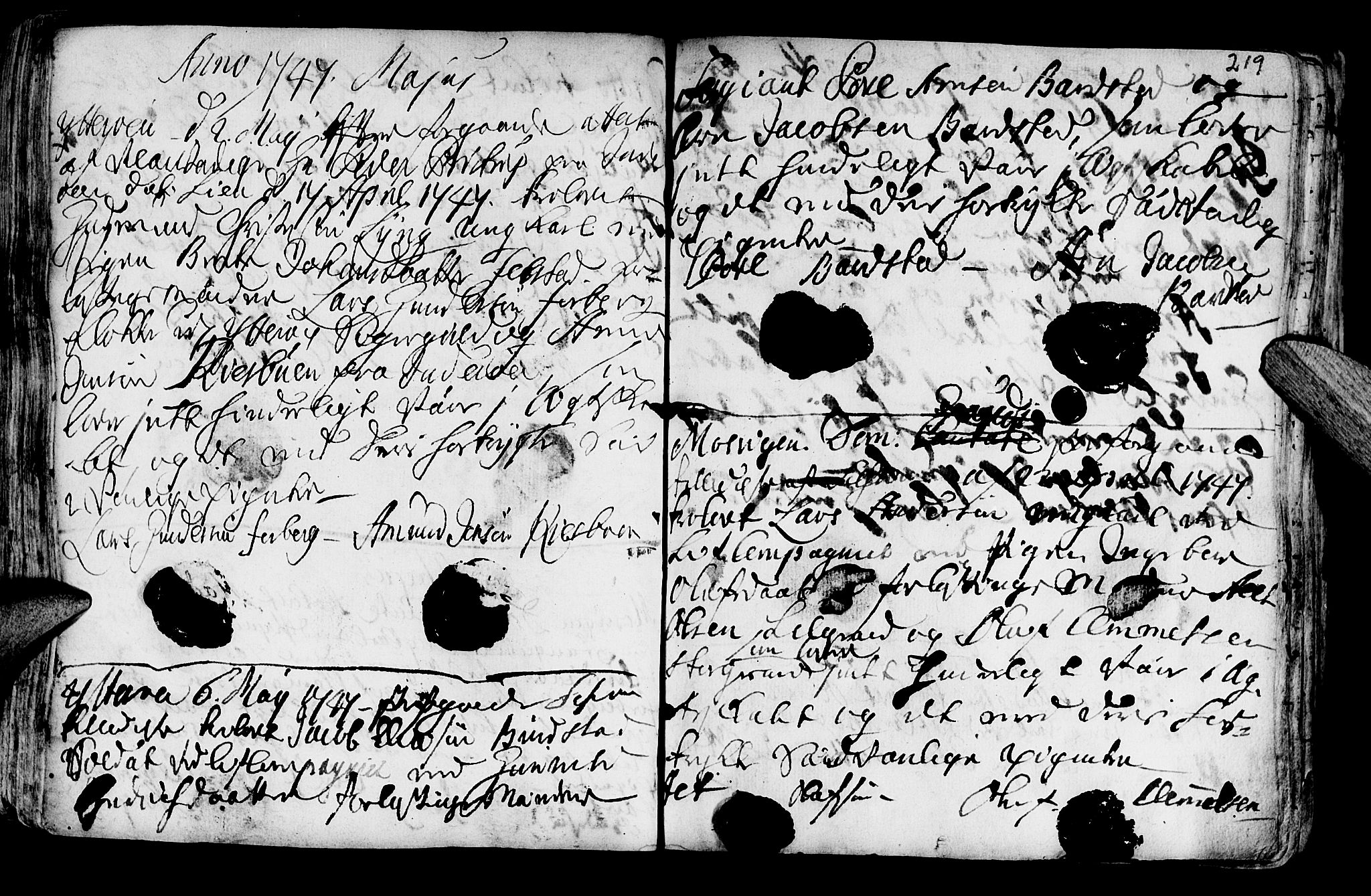 Ministerialprotokoller, klokkerbøker og fødselsregistre - Nord-Trøndelag, SAT/A-1458/722/L0215: Parish register (official) no. 722A02, 1718-1755, p. 219